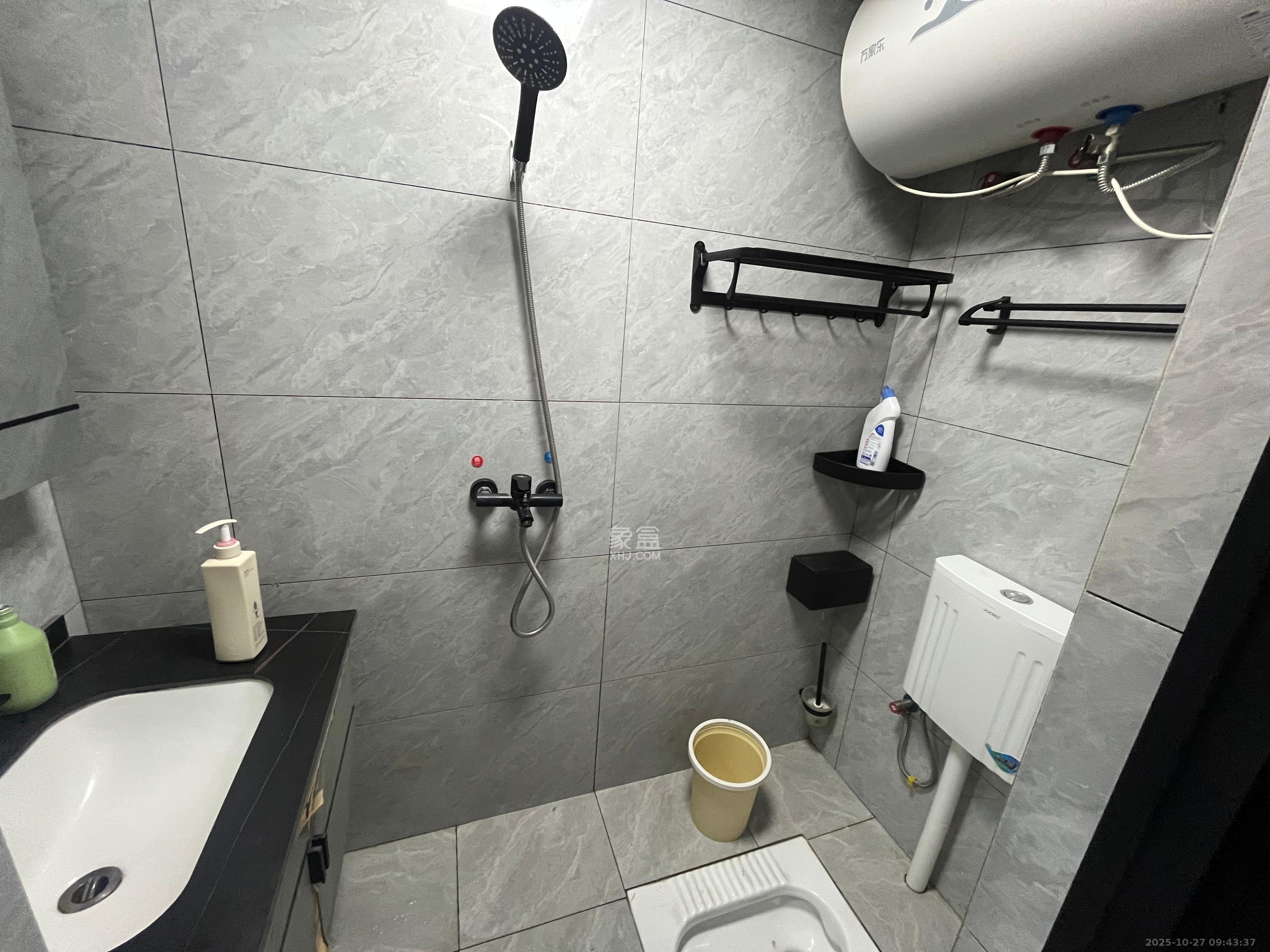 保利天禧EF区  1室0厅1卫    1600.0元/月 保利天禧EF区  1室0厅1卫    1600.0元/月室内图