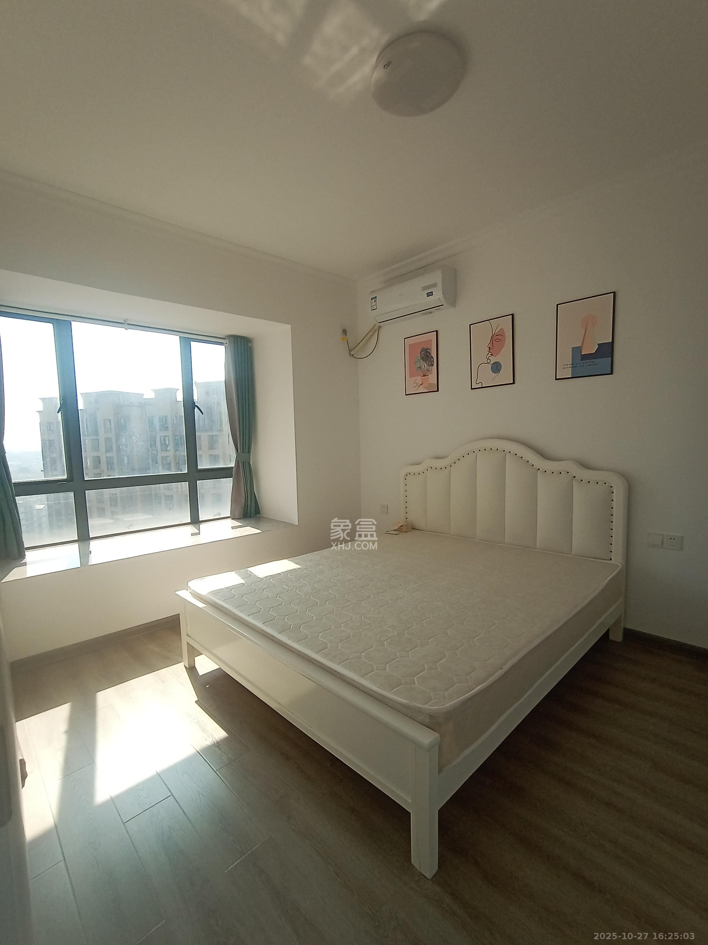 和美星城  2室2厅1卫    1800.0元/月 和美星城  2室2厅1卫    1800.0元/月室内图