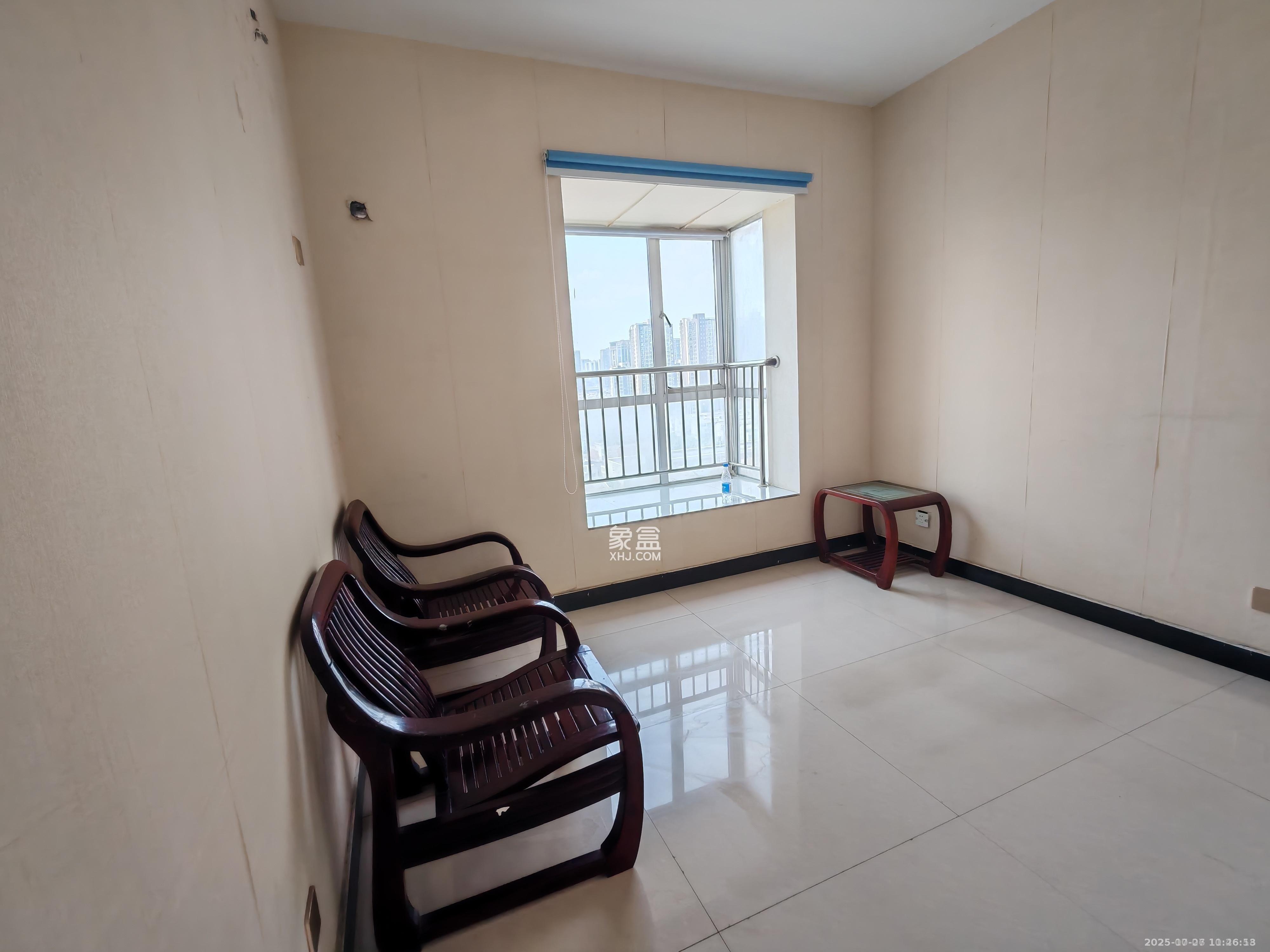 左岸右岸  3室2厅2卫    2800.0元/月 左岸右岸  3室2厅2卫    2800.0元/月室内图