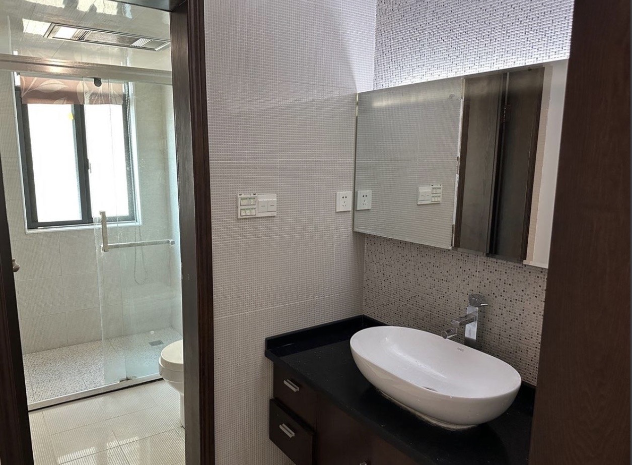 凯富红叶  1室0厅0卫    2800.0元/月户型图