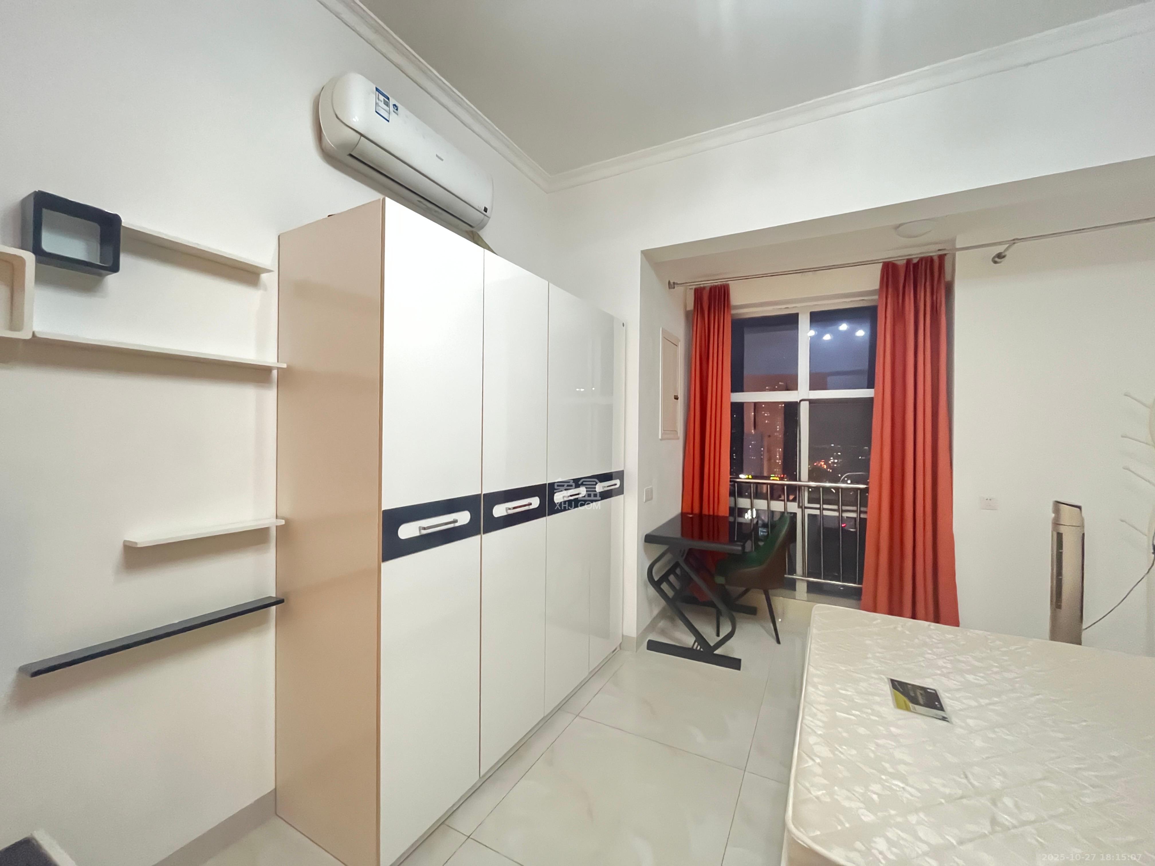 恒泰广场  1室1厅1卫    1500.0元/月室内图