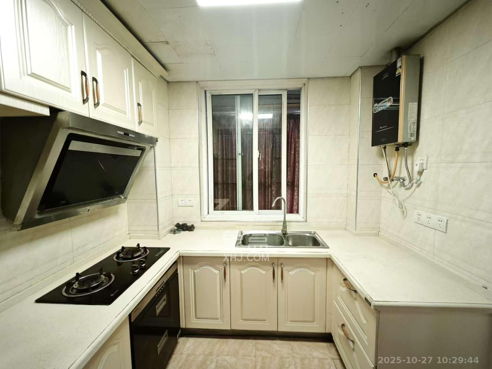 上河国际C区  3室2厅2卫    3000.0元/月 上河国际C区  3室2厅2卫    3000.0元/月室内图