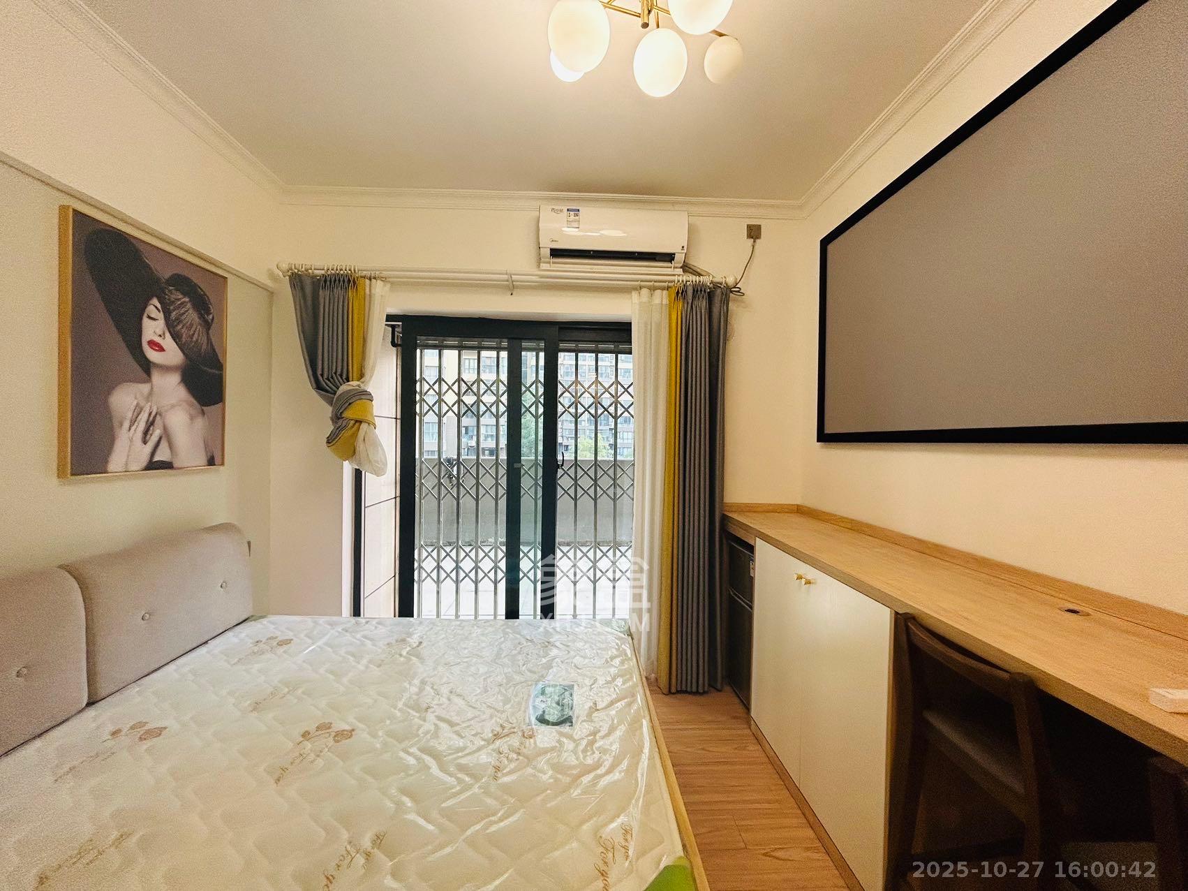 碧桂园城市之光  1室1厅1卫    1500.0元/月