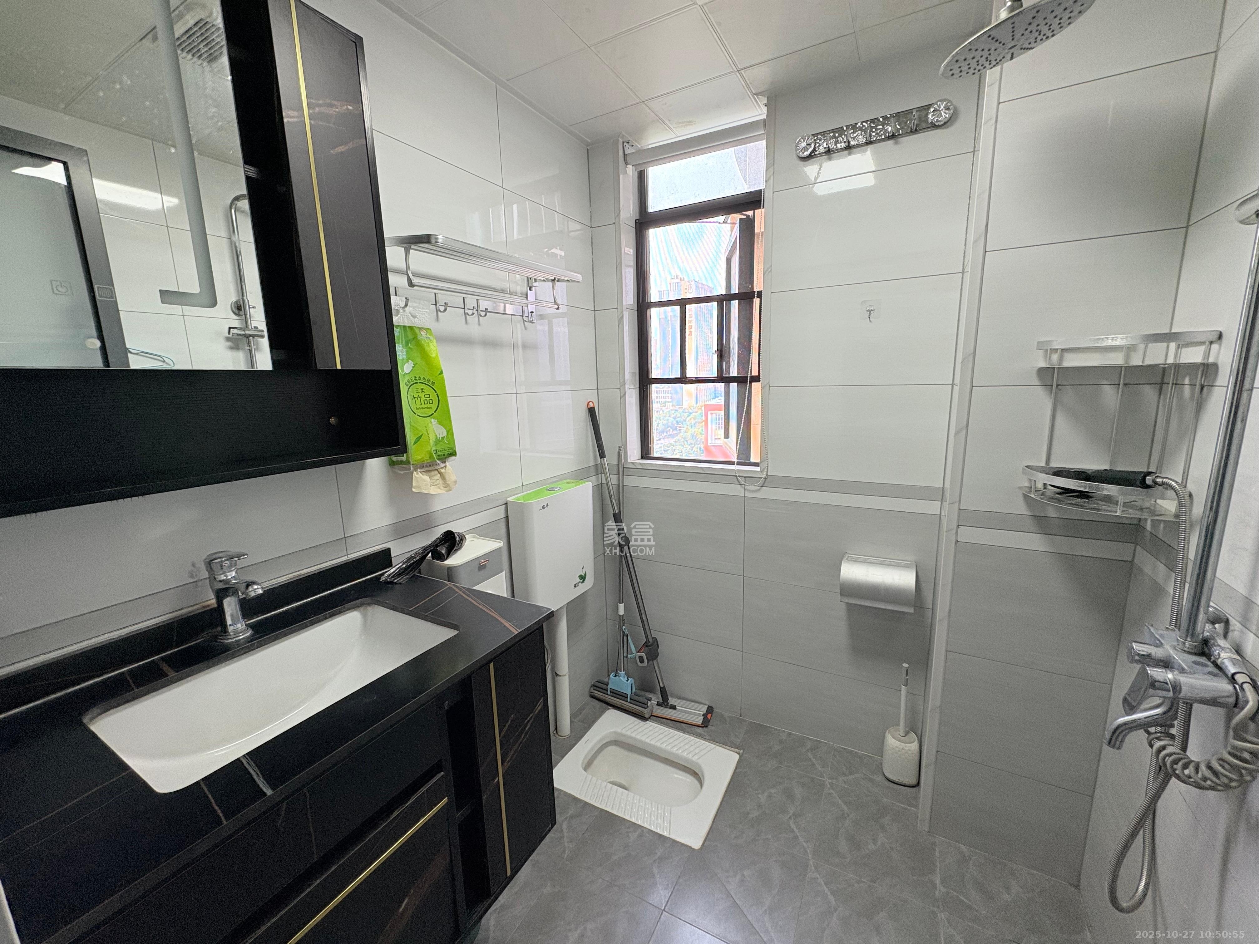 嘉雨兴园  2室1厅1卫    2580.0元/月室内图