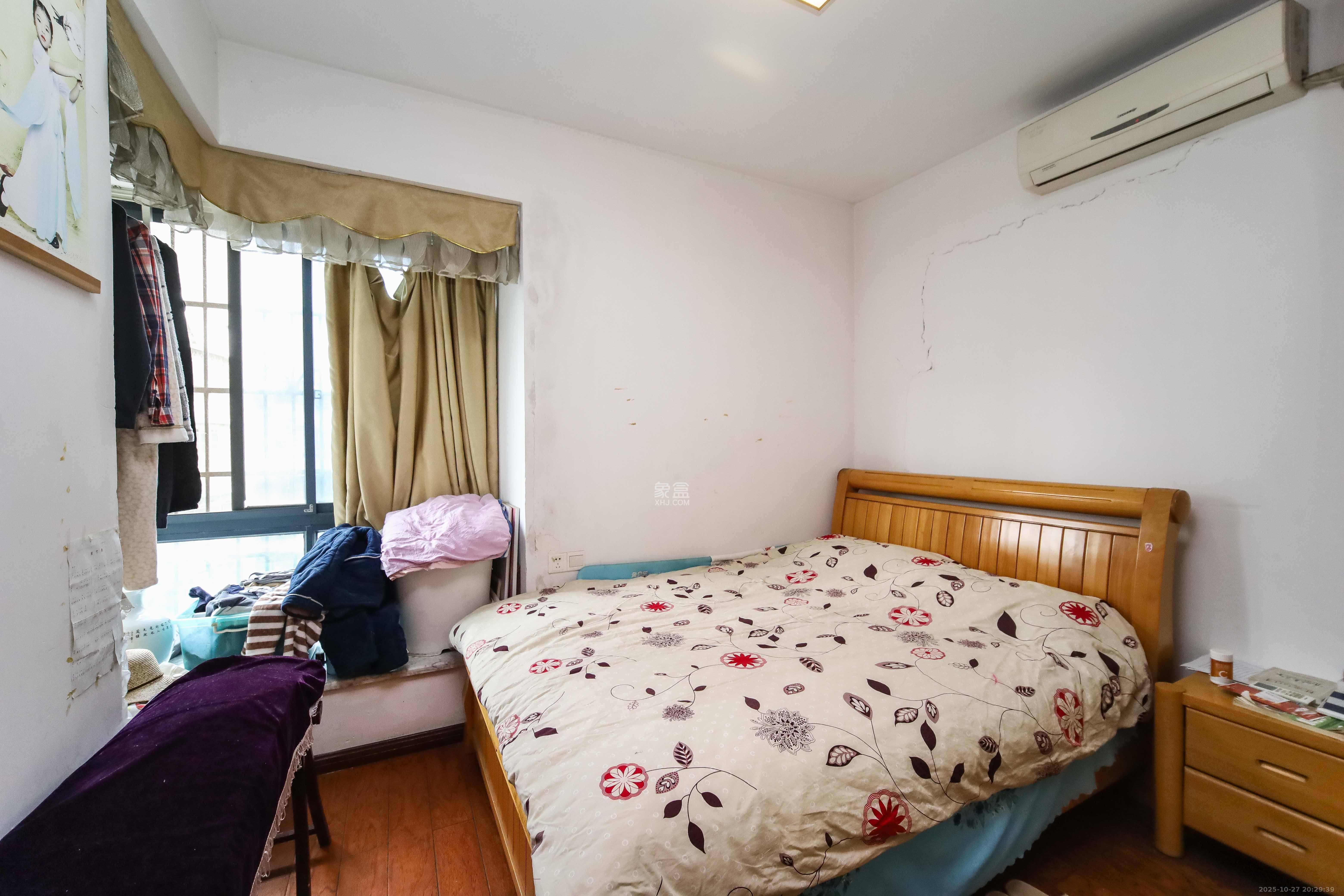 运通尊苑  3室2厅1卫    79.0万 运通尊苑  3室2厅1卫    79.0万卧室