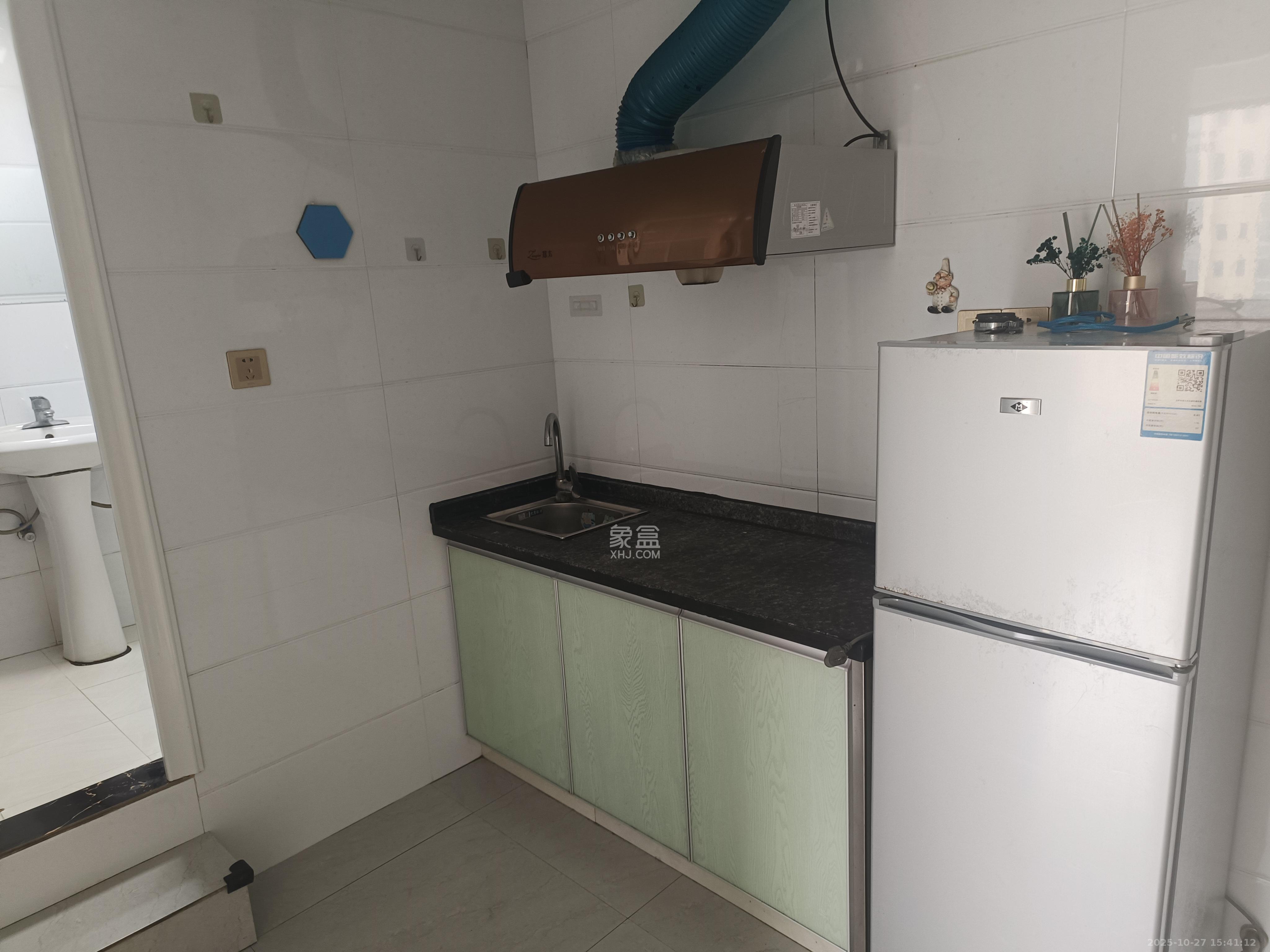 雨花公馆(紫苔名苑) 2室2厅1卫 1600.0元/月 雨花公馆(紫苔名苑) 2室2厅1卫 1600.0元/月室内图