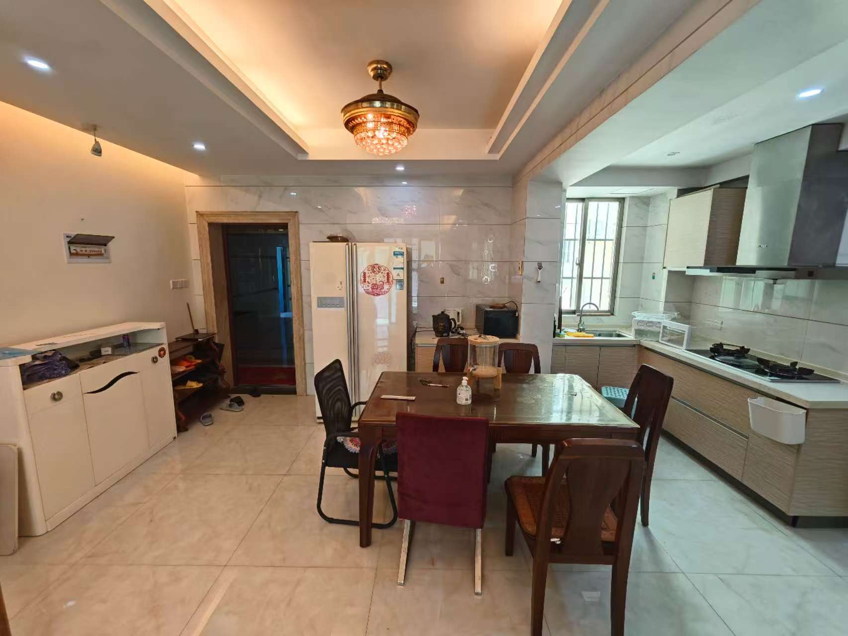 易瓒良庄 2室2厅1卫 140.0万 易瓒良庄 2室2厅1卫 140.0万室内图