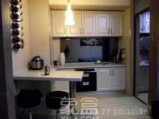 金领家族  1室1厅1卫    1650.0元/月 金领家族  1室1厅1卫    1650.0元/月室内图