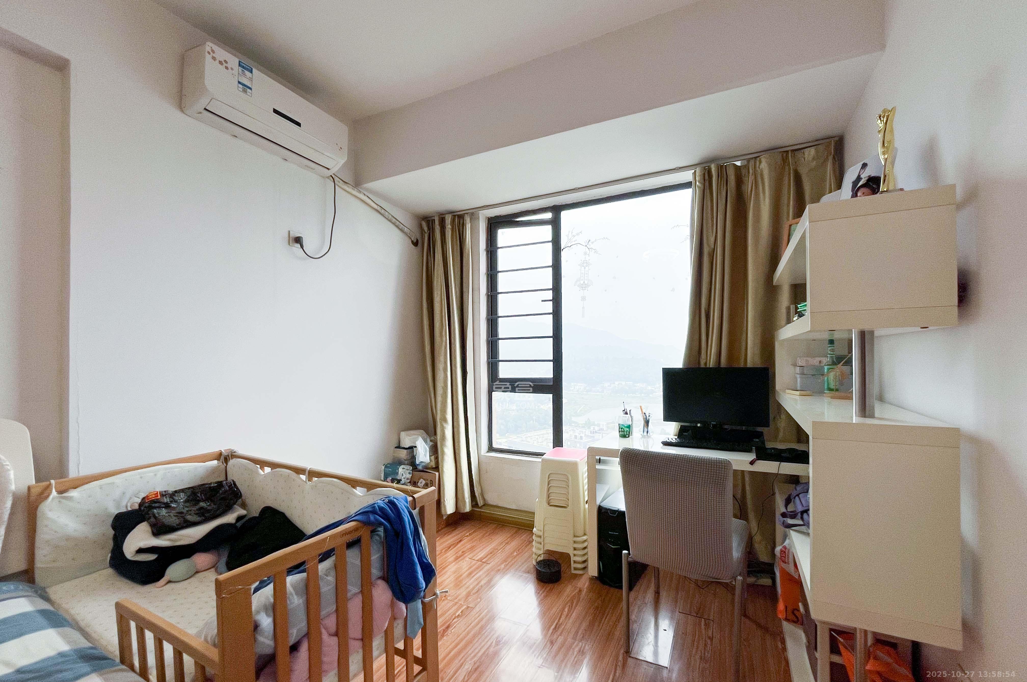 中一九骏（枫桥苑）  1室1厅1卫    49.0万其他