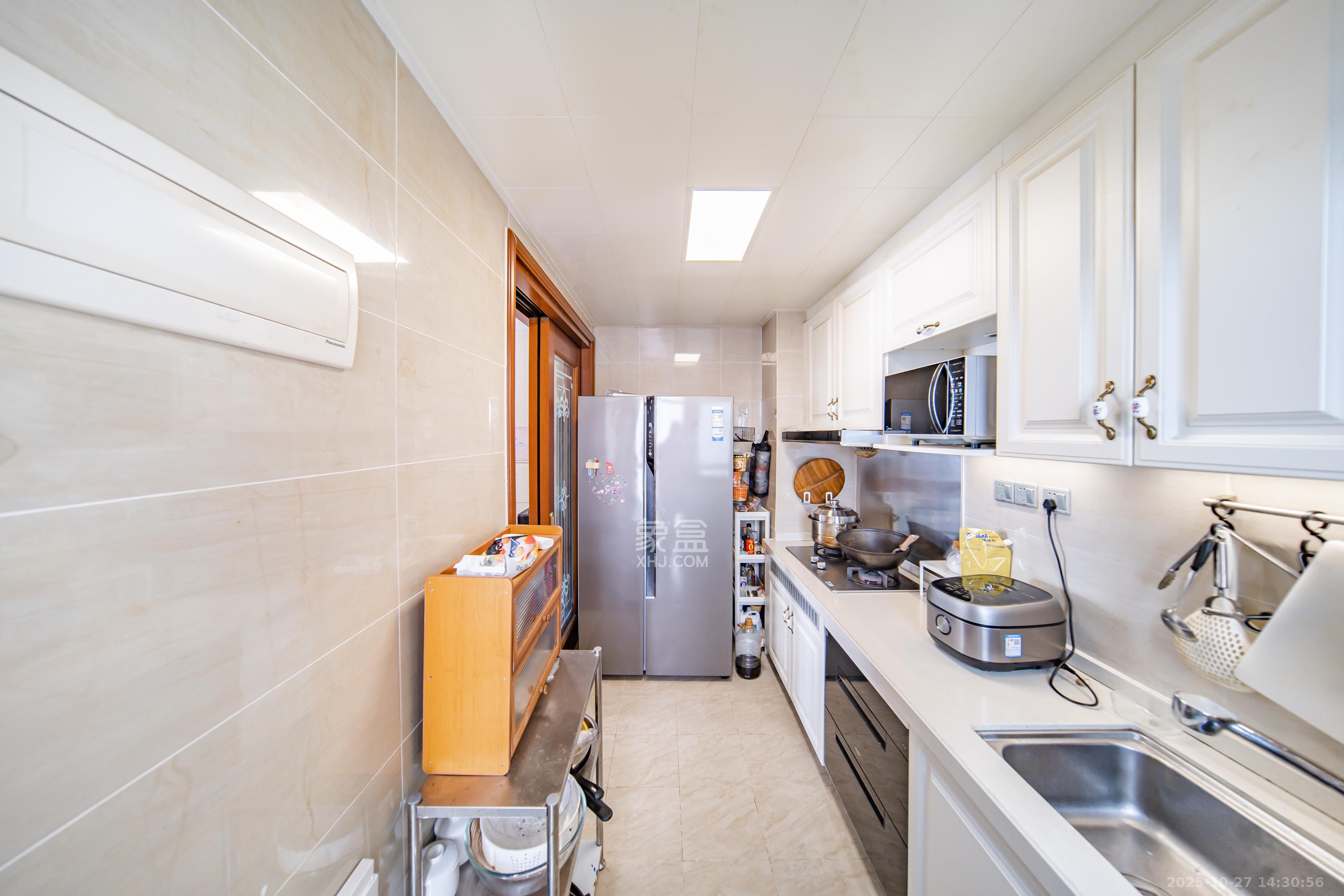 恒大文化旅游城A区  2室1厅1卫    60.0万 恒大文化旅游城A区  2室1厅1卫    60.0万厨房