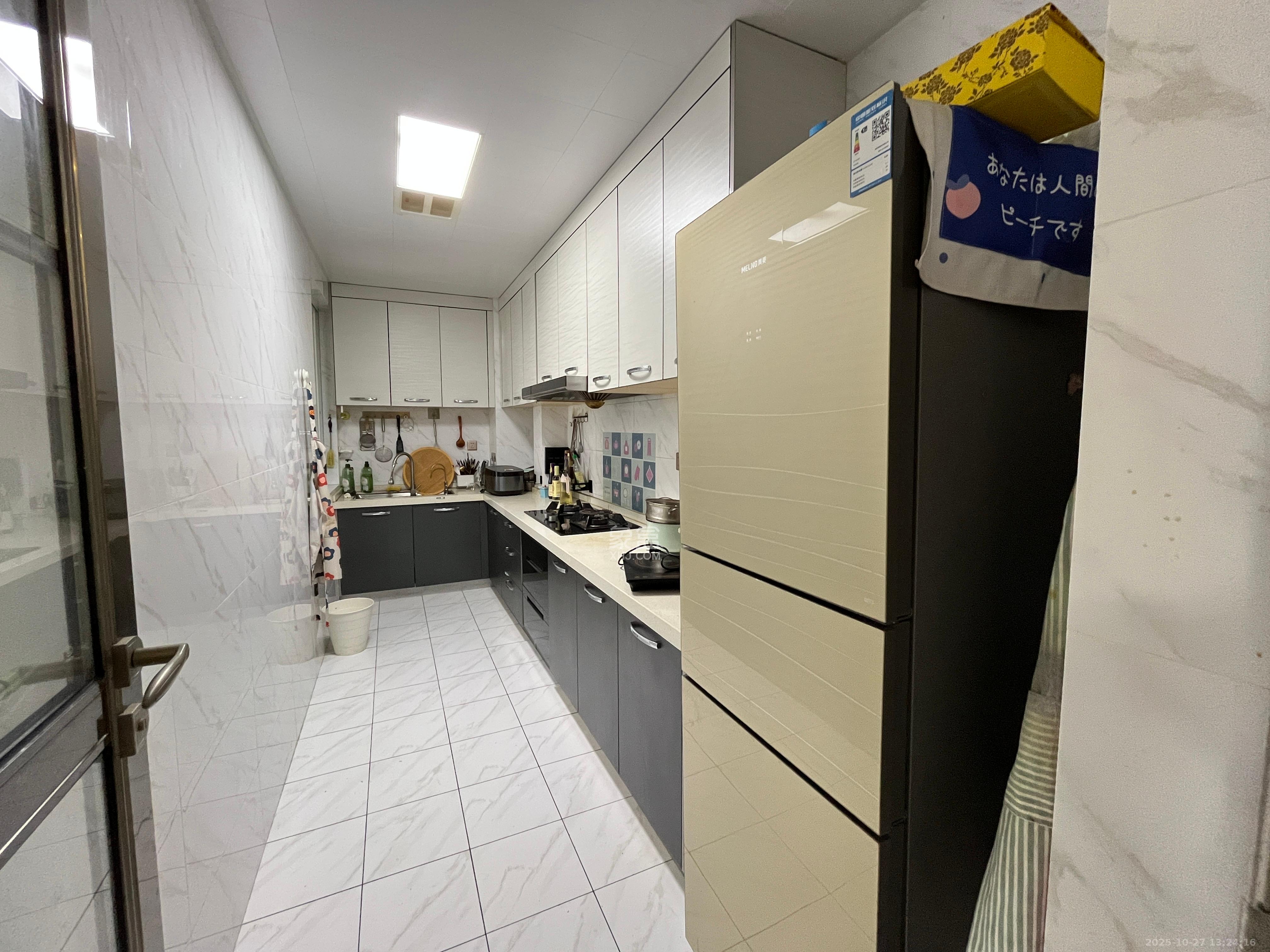 北辰三角洲E3区  3室2厅1卫    3800.0元/月 北辰三角洲E3区  3室2厅1卫    3800.0元/月室内图