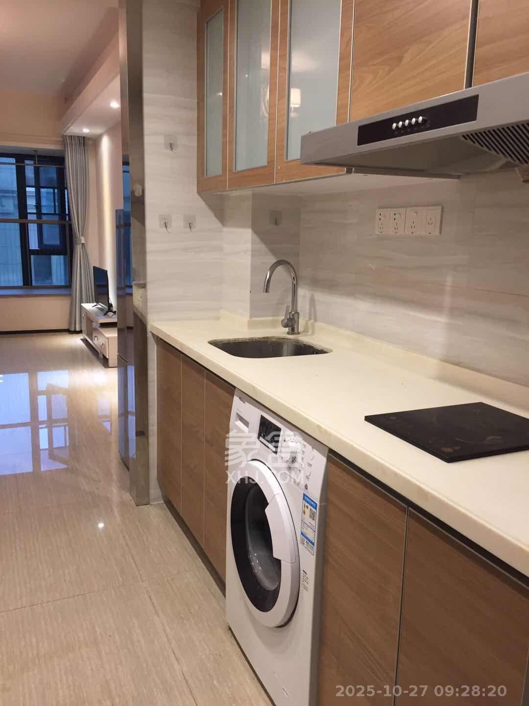 恒大翡翠华庭  1室1厅1卫    1150.0元/月室内图