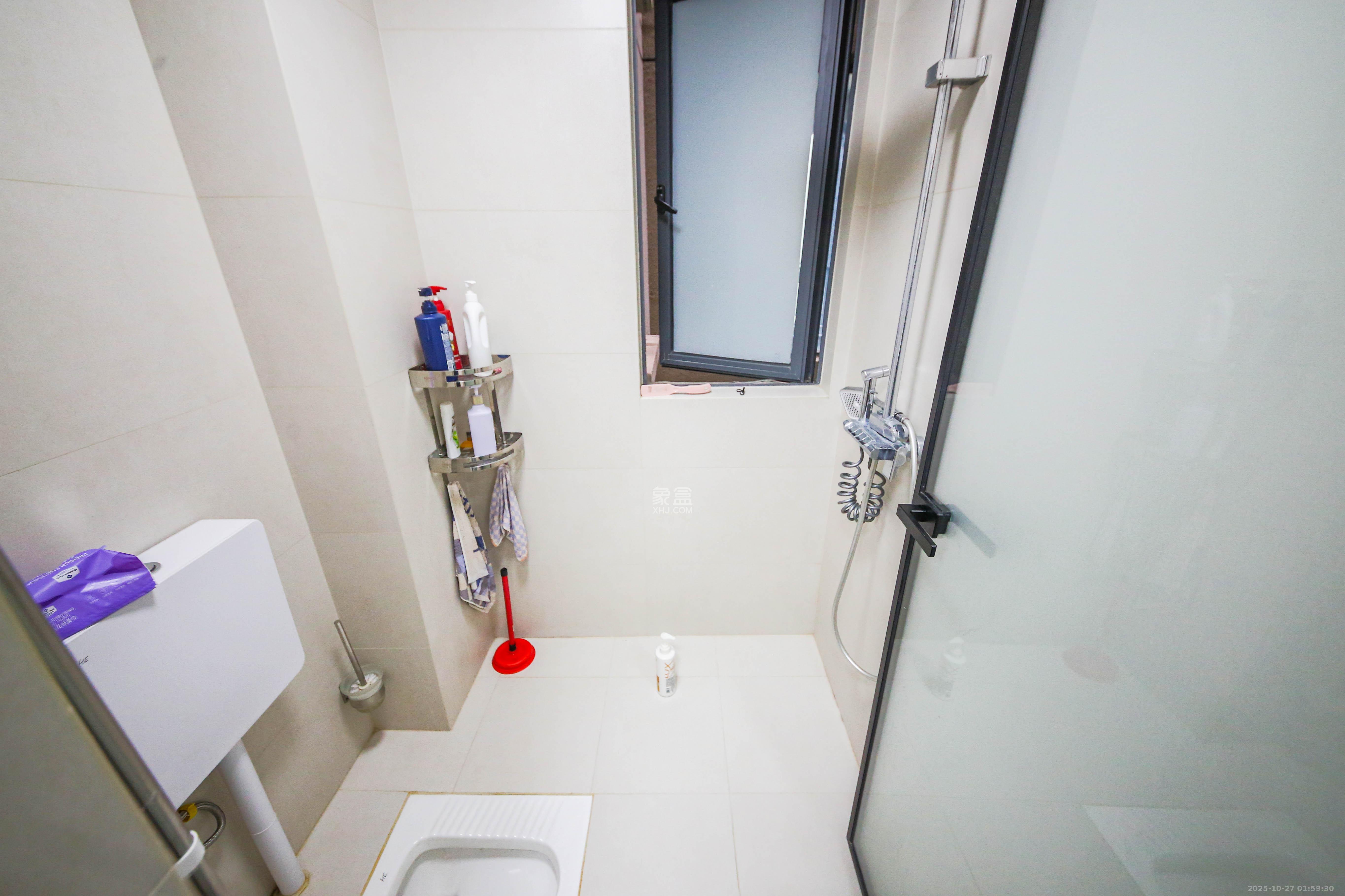 中建钰和城  3室2厅2卫    156.0万 中建钰和城  3室2厅2卫    156.0万卫生间