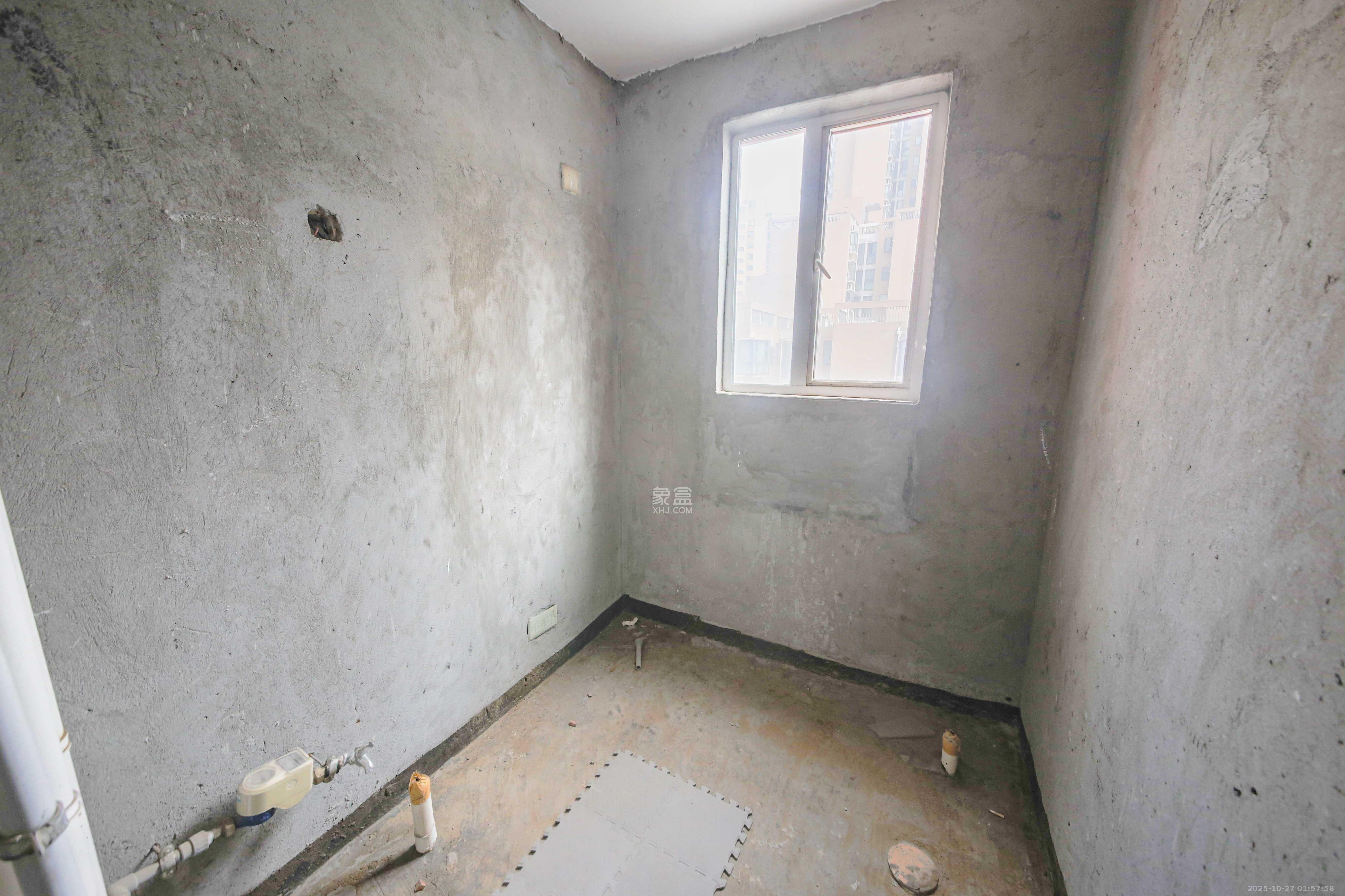 君临青园花都  3室2厅2卫    95.0万 君临青园花都  3室2厅2卫    95.0万卫生间