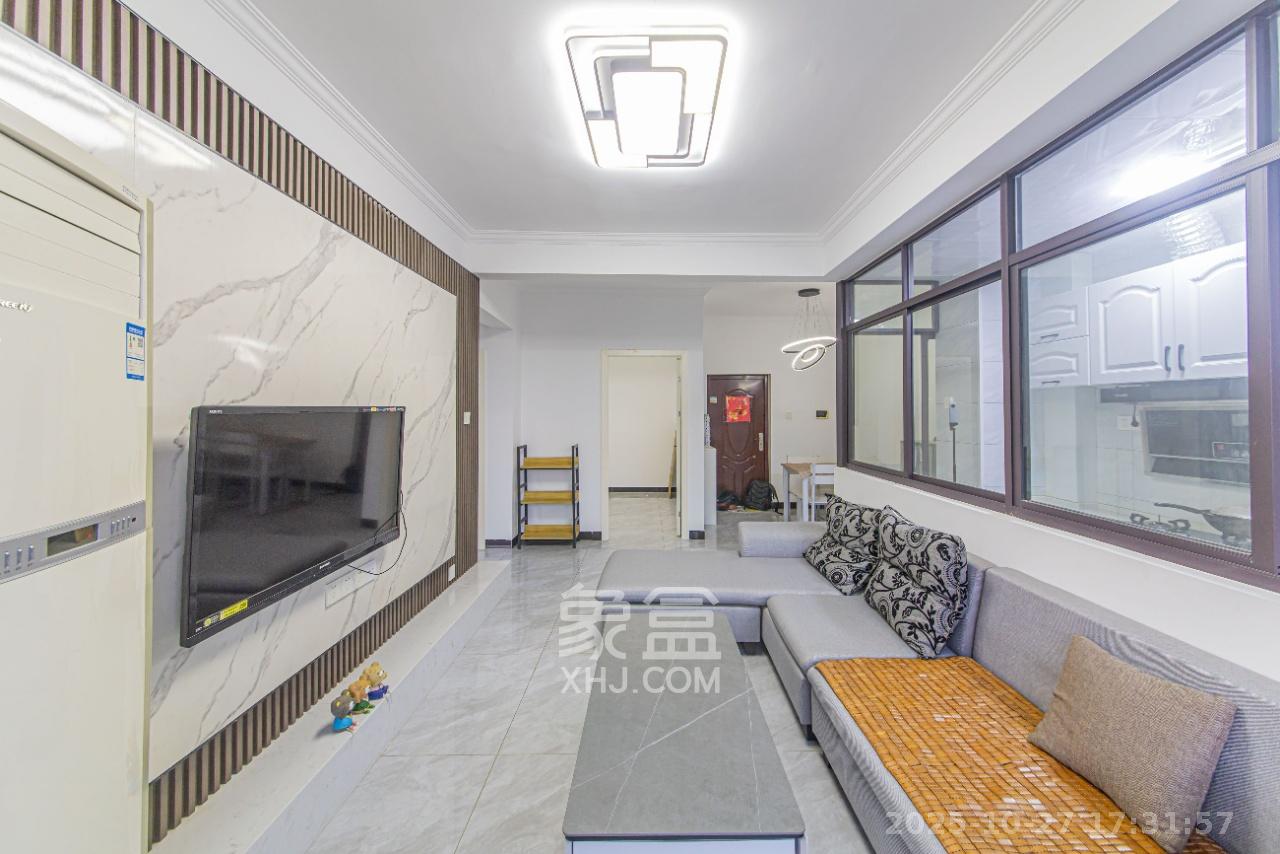 金房奥斯卡  3室2厅1卫    2000.0元/月 金房奥斯卡  3室2厅1卫    2000.0元/月