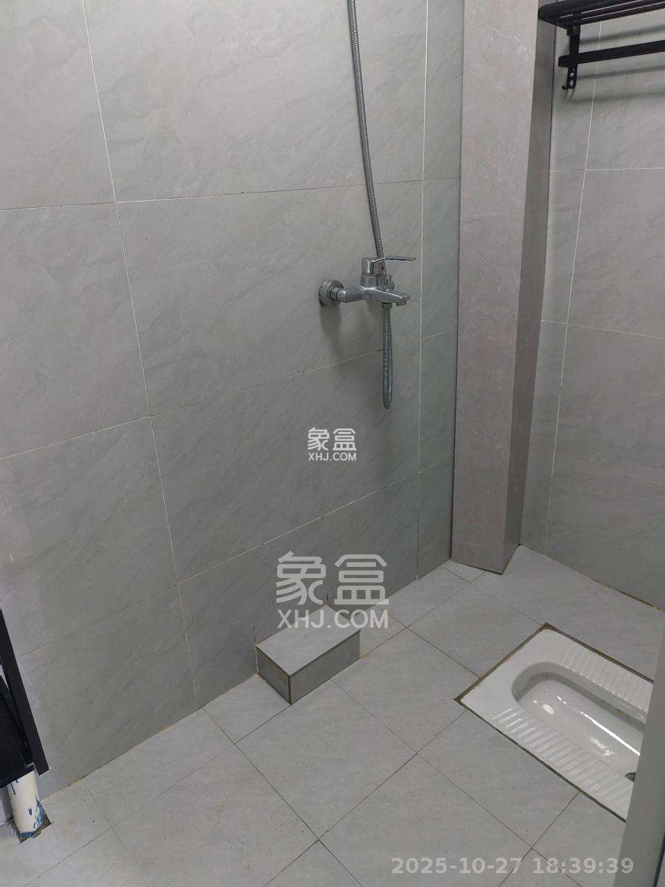 上麻园岭散盘 1室1厅1卫 1600.0元/月 上麻园岭散盘 1室1厅1卫 1600.0元/月室内图