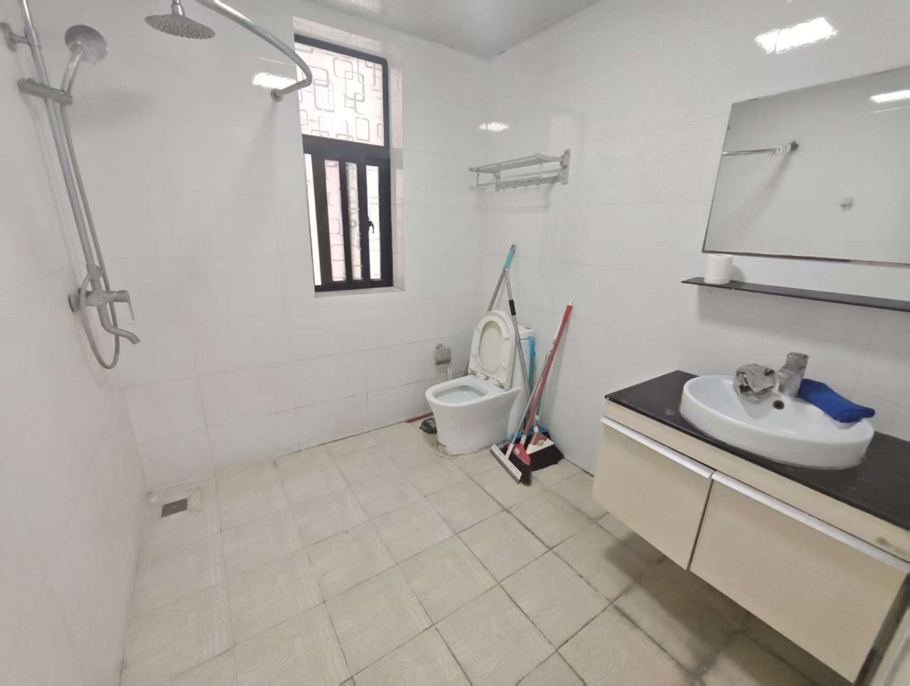 环强御景湾  3室2厅2卫    3200.0元/月室内图