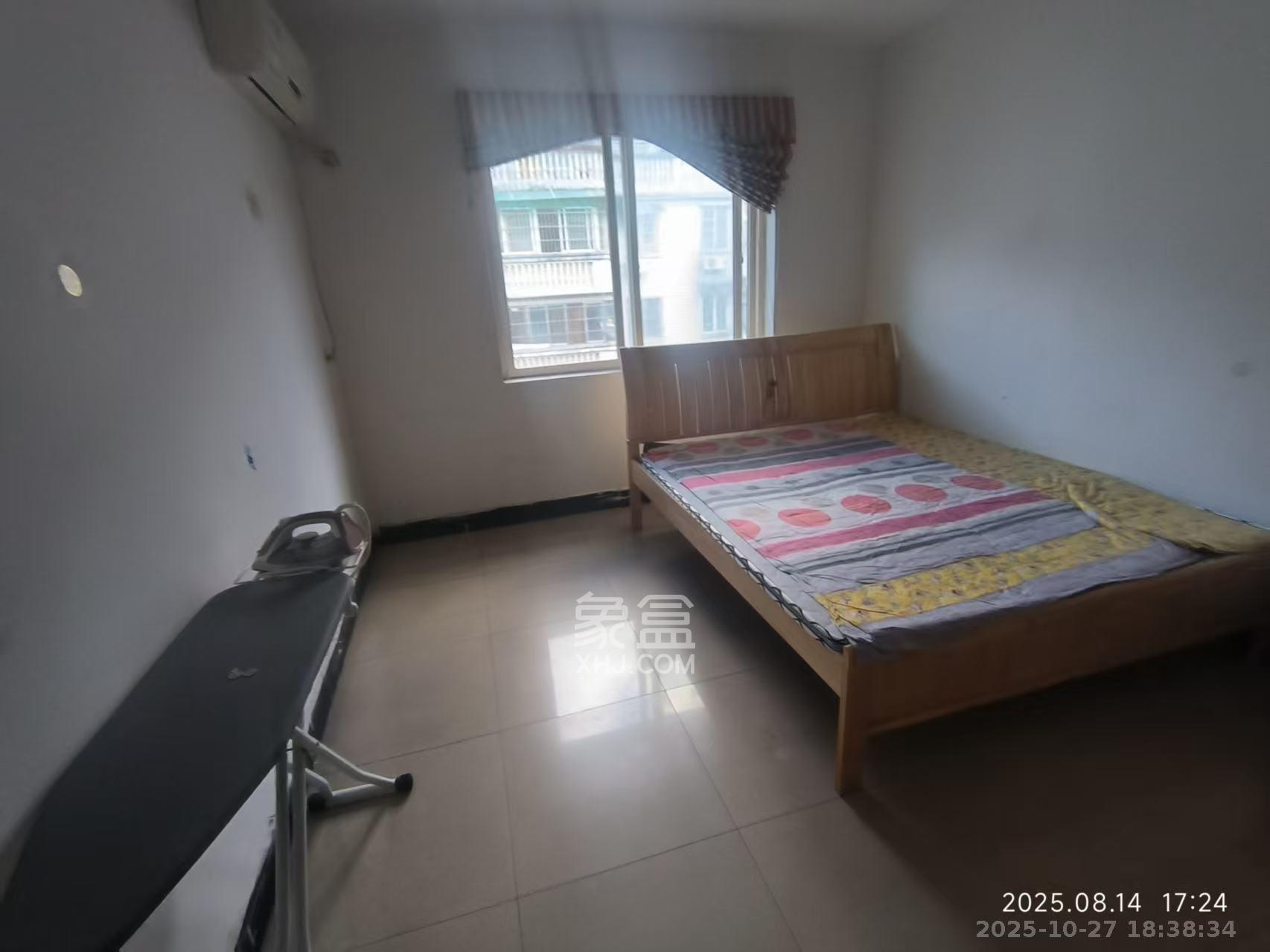 德政园  2室1厅1卫    1500.0元/月室内图