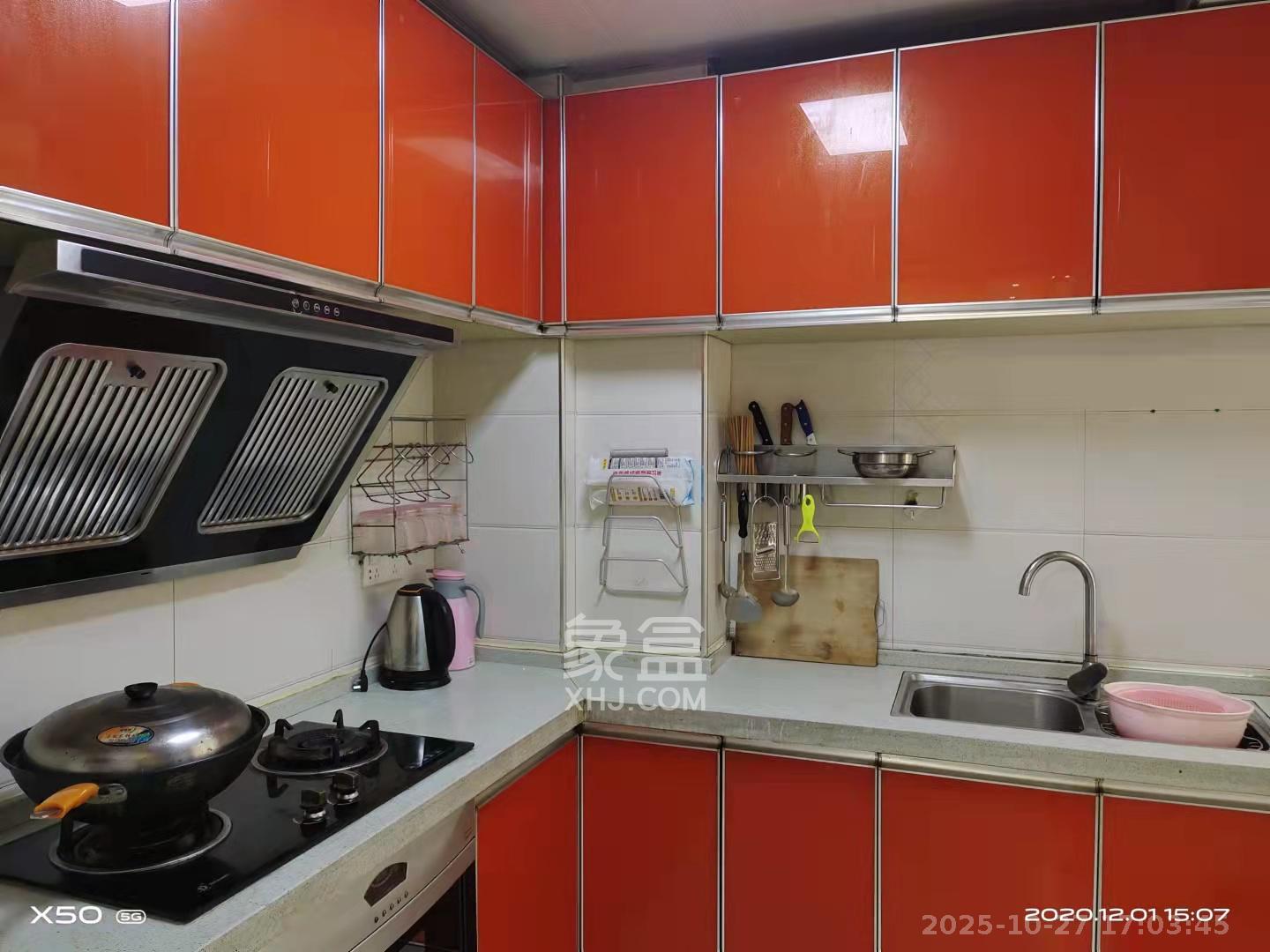 康斯丹郡(融程领秀佳园)  3室2厅1卫    2000.0元/月 康斯丹郡(融程领秀佳园)  3室2厅1卫    2000.0元/月室内图