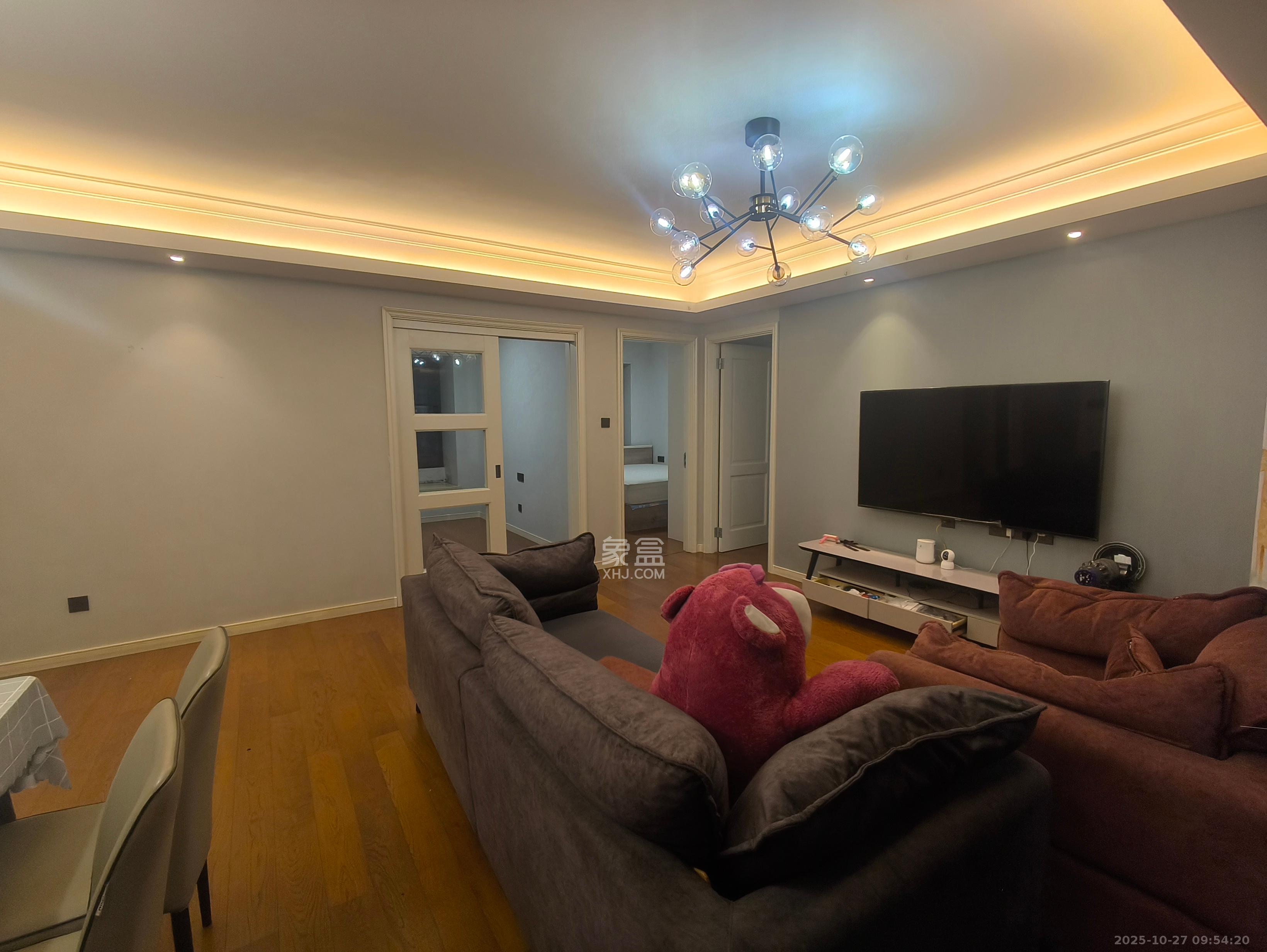 万科魅力之城锋镜里 4室2厅2卫 3400.0元/月 万科魅力之城锋镜里 4室2厅2卫 3400.0元/月室内图