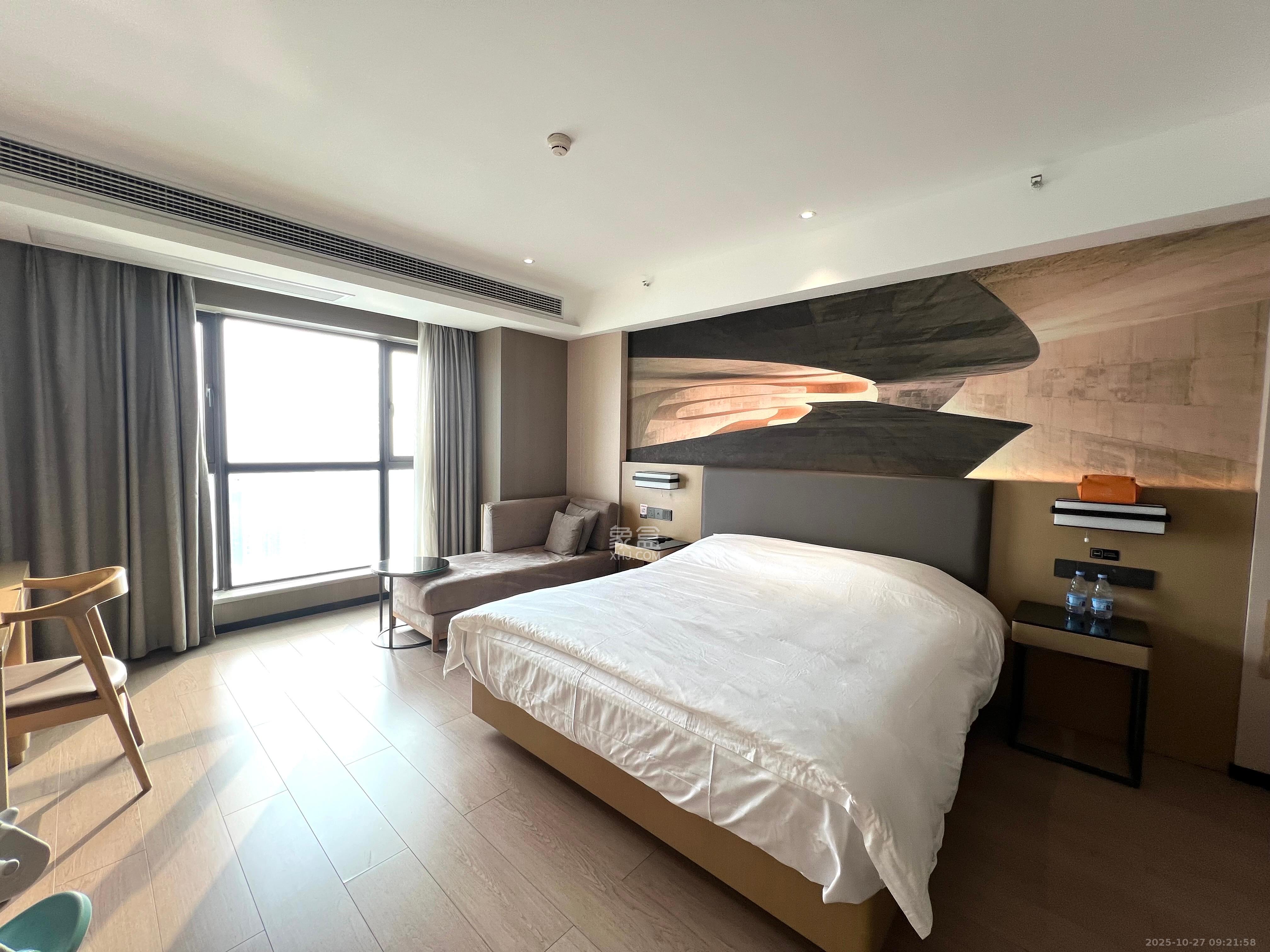 金科时代中心  1室0厅0卫    1350.0元/月