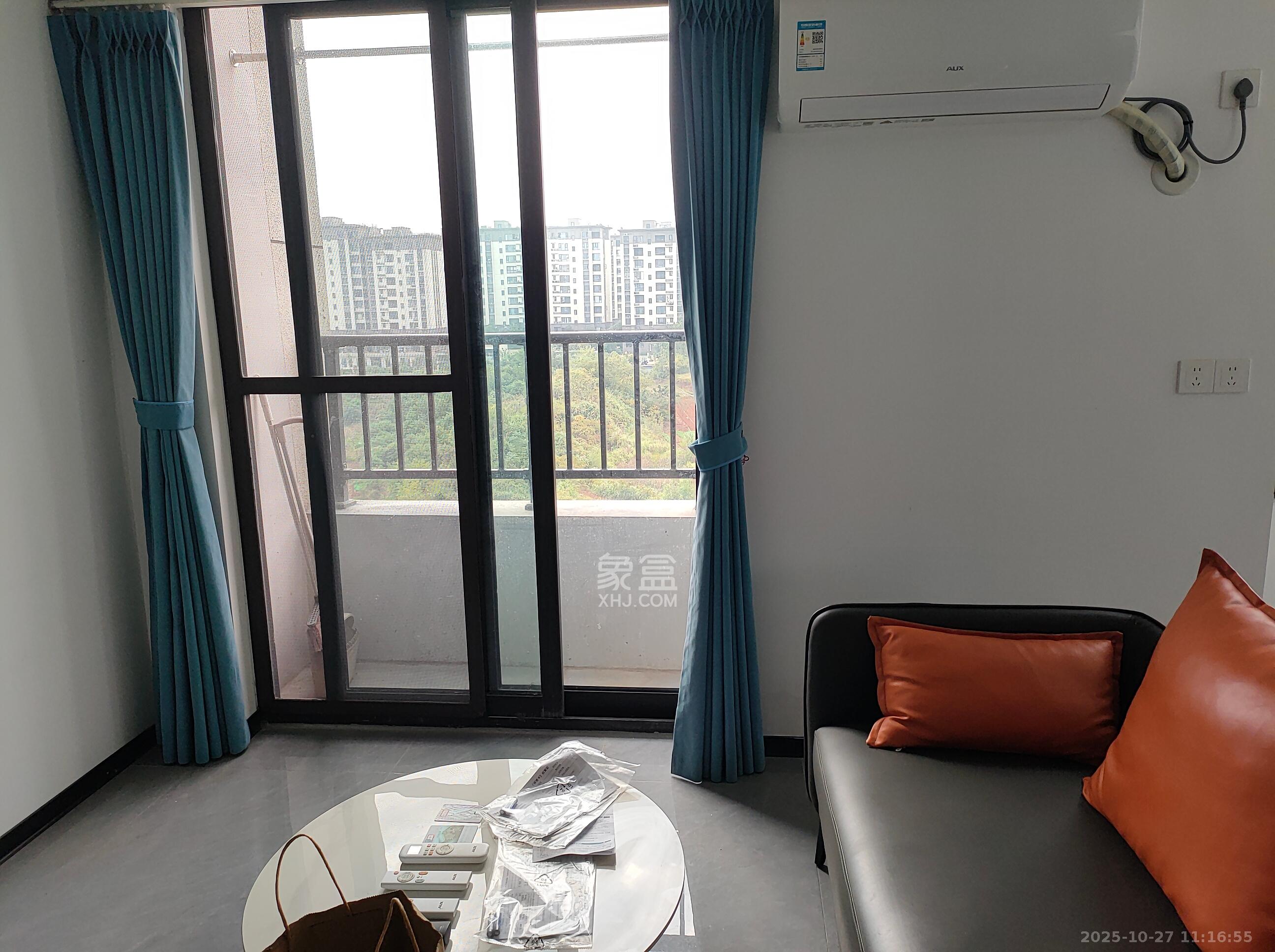 新城悦隽公园  2室1厅1卫    1880.0元/月 新城悦隽公园  2室1厅1卫    1880.0元/月室内图