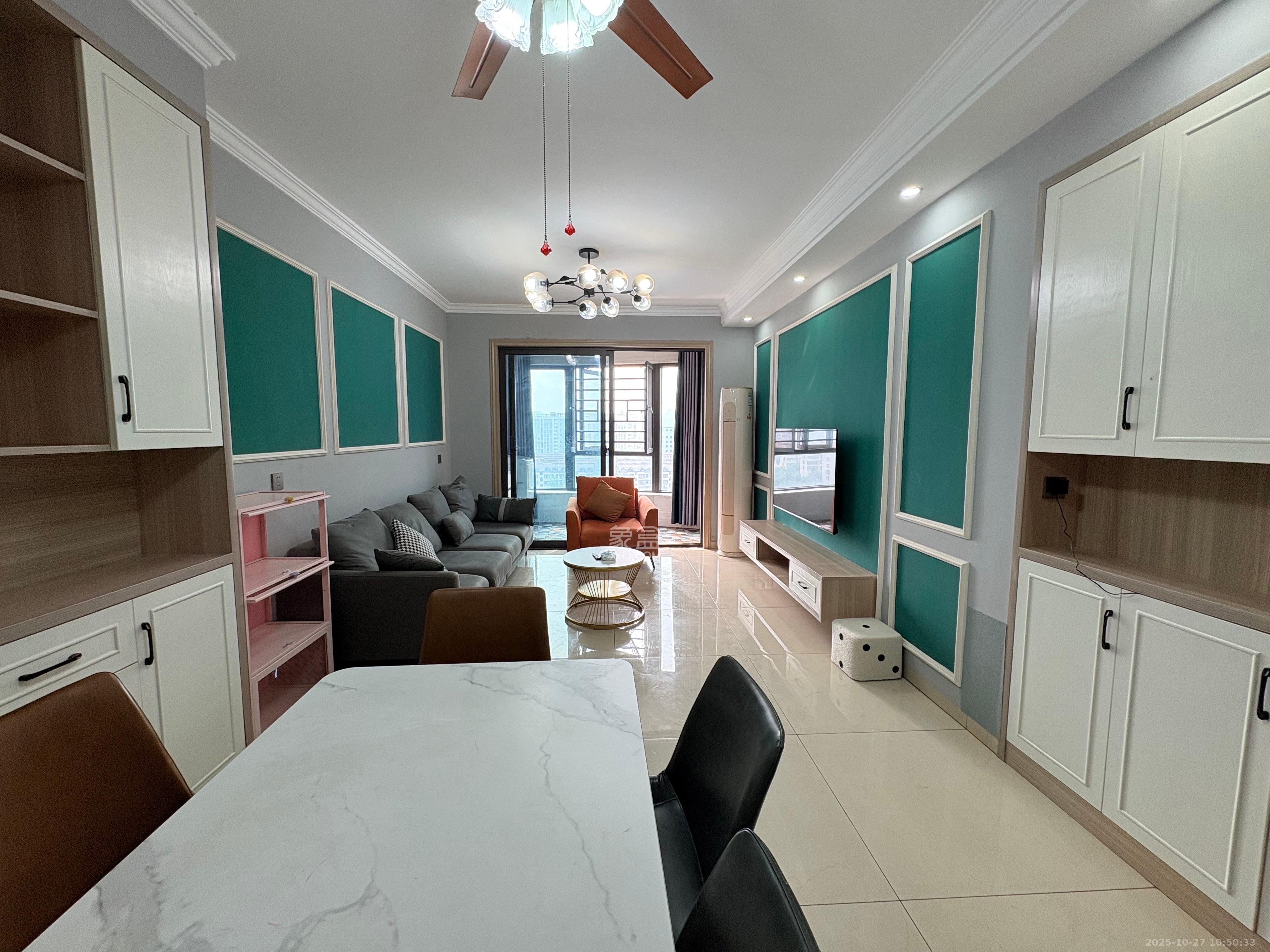 嘉雨兴园  2室1厅1卫    2580.0元/月室内图