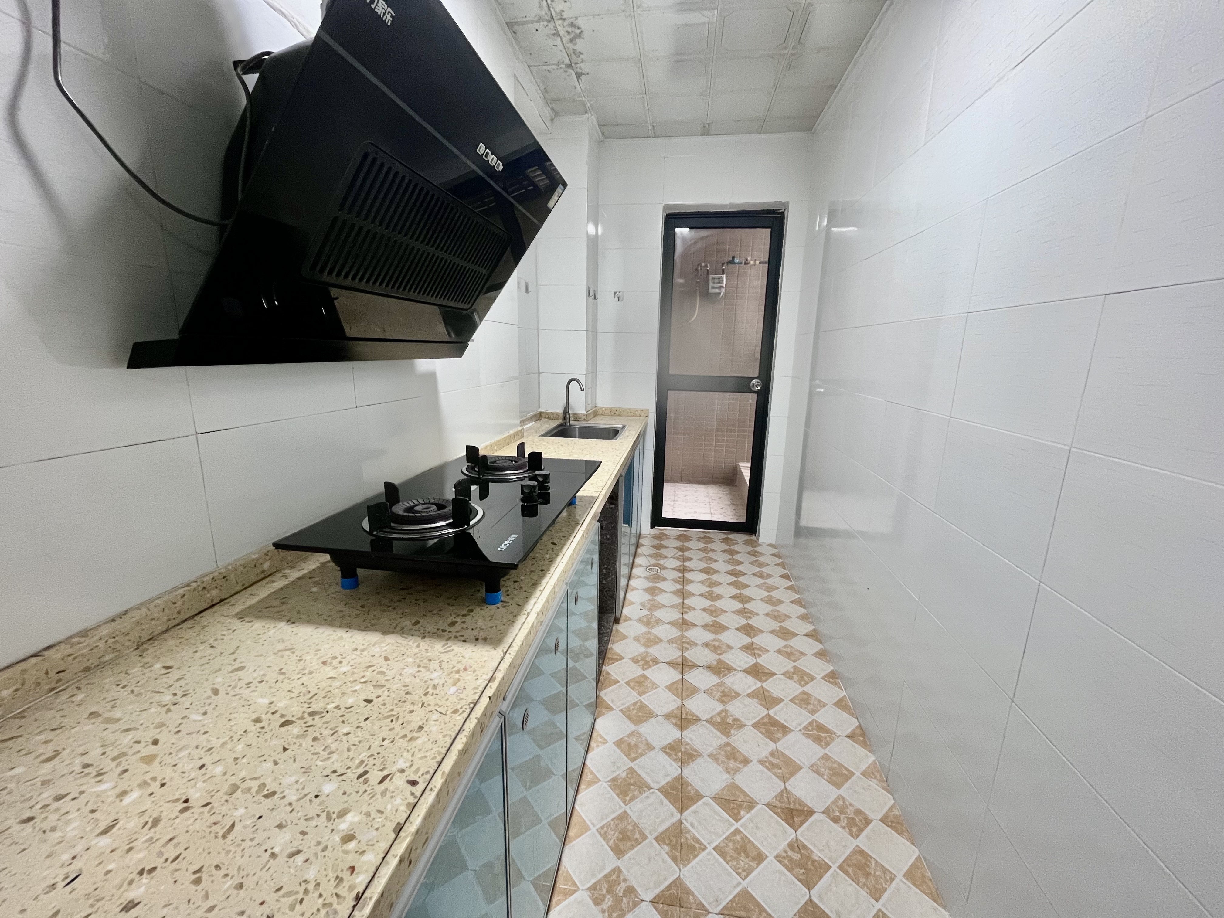 红城湖延长线（别名：滨江华庭）  2室2厅1卫    2300.0元/月室内图