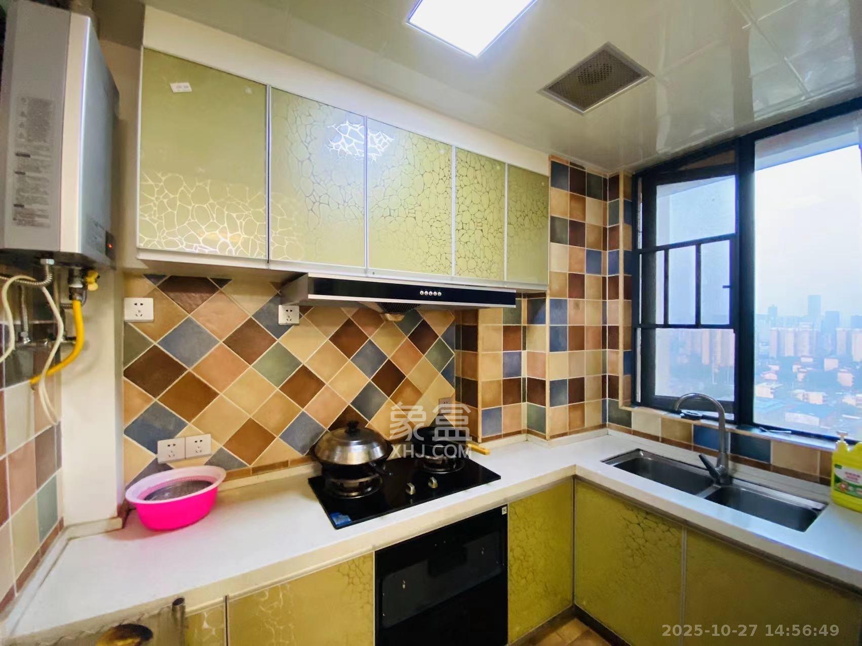 乾城（兴旺乾城）  3室2厅1卫    2500.0元/月室内图