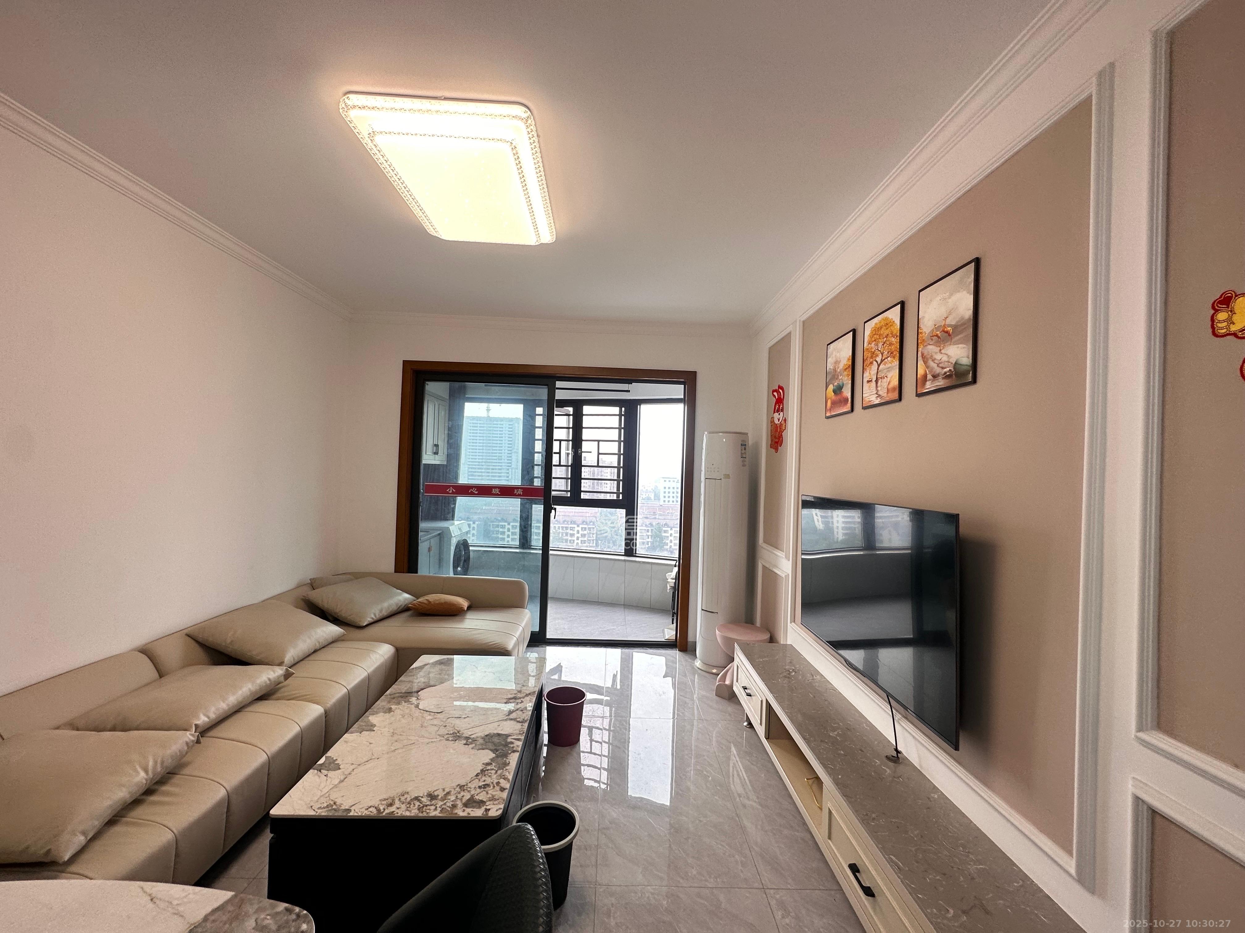 嘉雨兴园  2室1厅1卫    3000.0元/月室内图