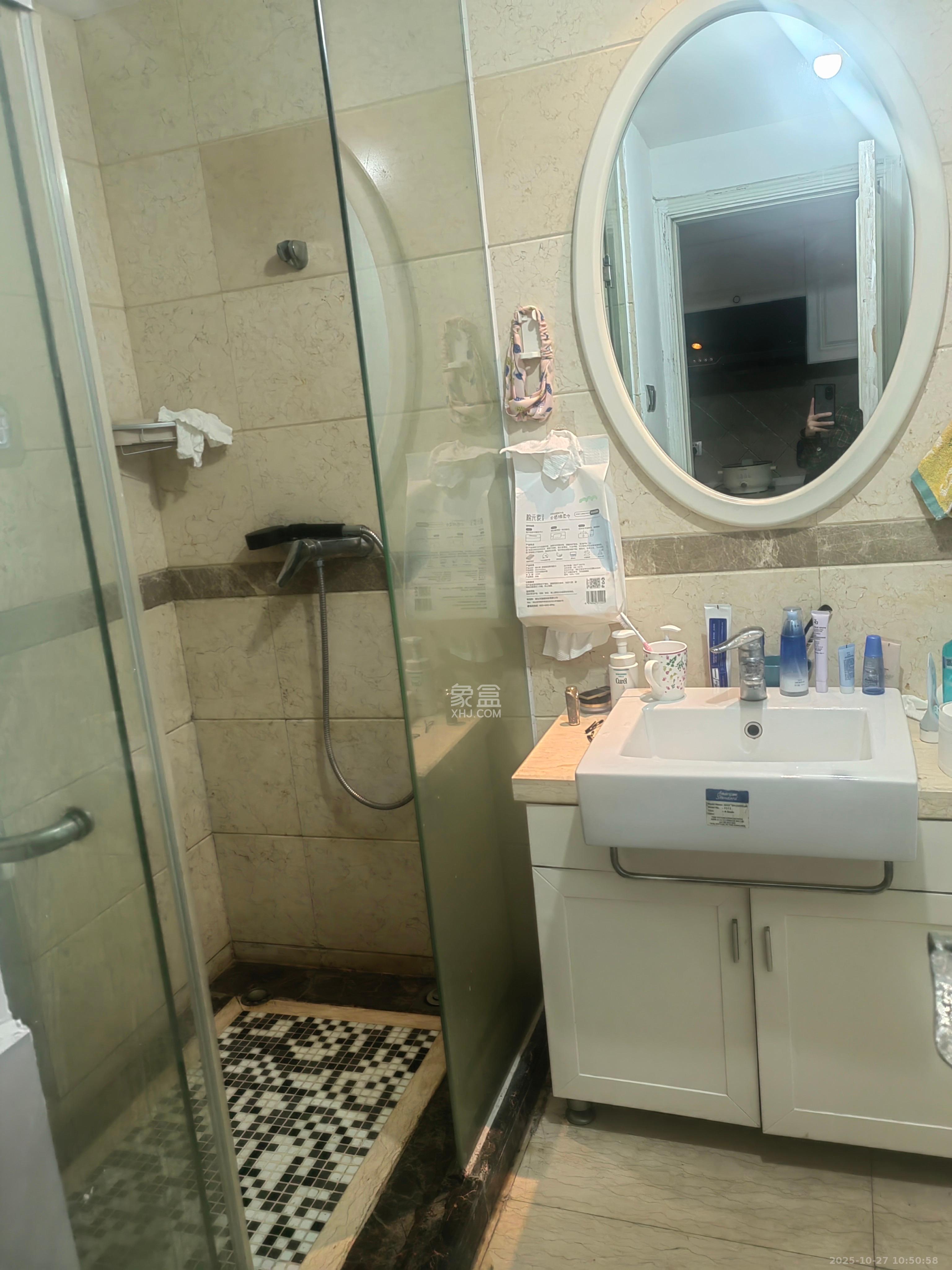 沁园春御院  1室1厅1卫    1300.0元/月室内图