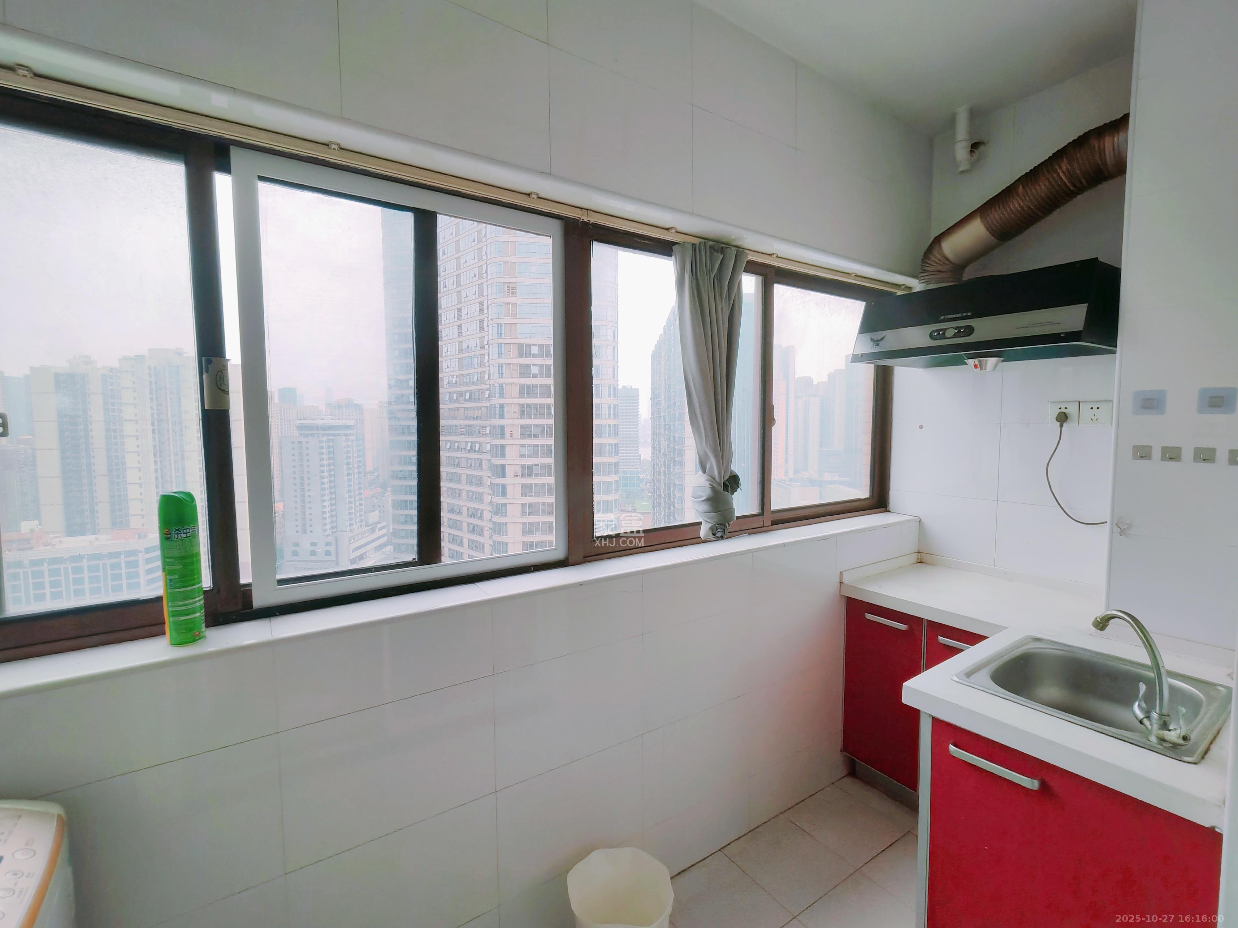 兰卡威国际  1室1厅1卫    1400.0元/月室内图