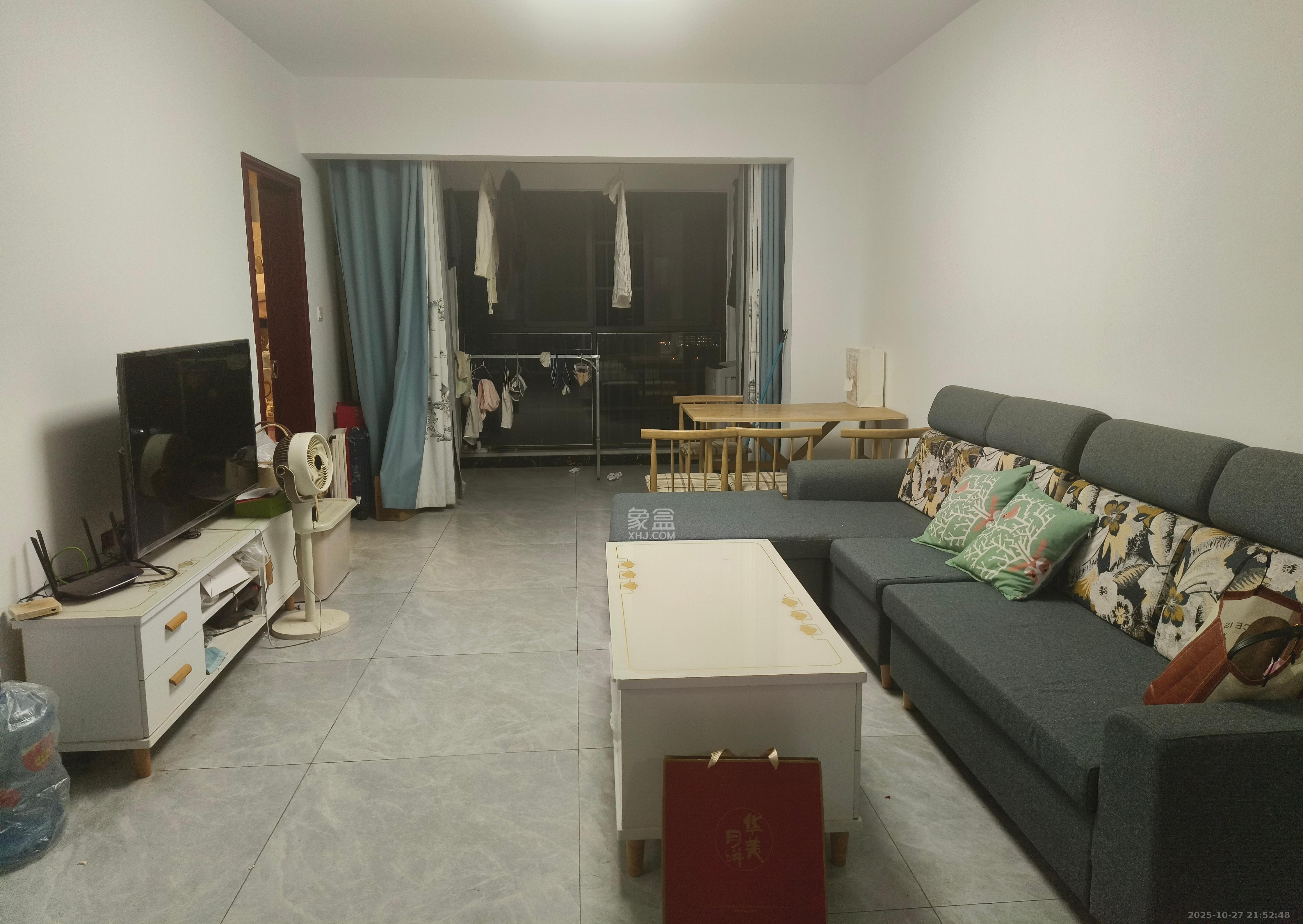 金科时代中心  3室2厅1卫    2300.0元/月