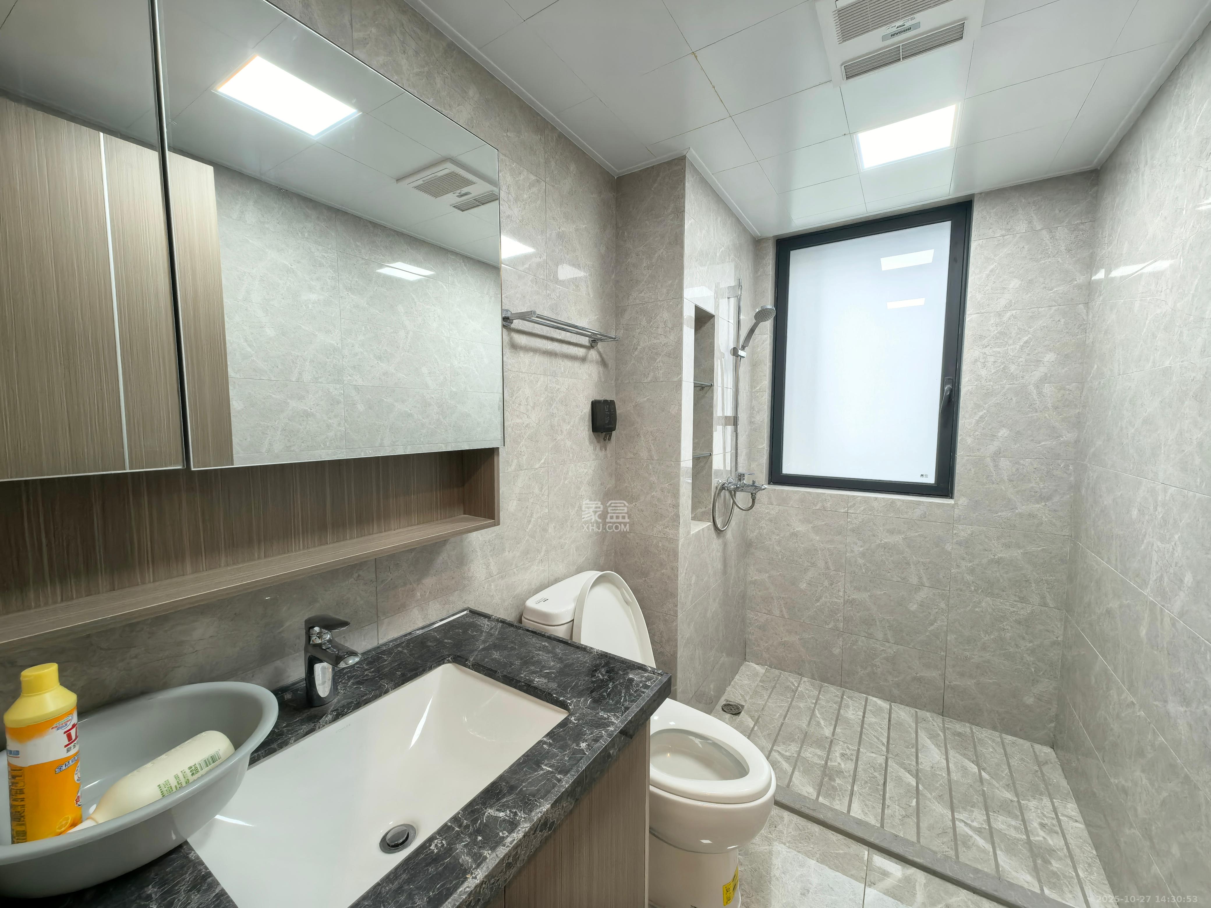 中海麓山境北区  4室2厅2卫    3000.0元/月室内图