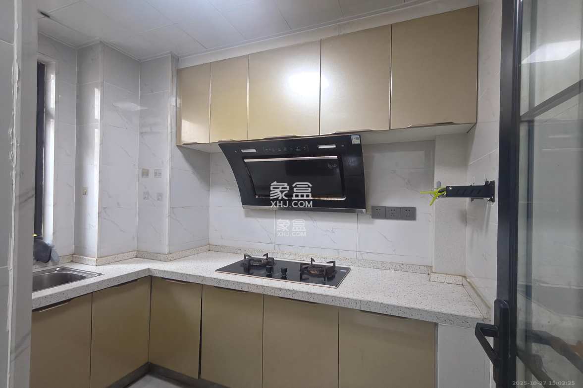 和庄  3室1厅1卫    2500.0元/月 和庄  3室1厅1卫    2500.0元/月室内图