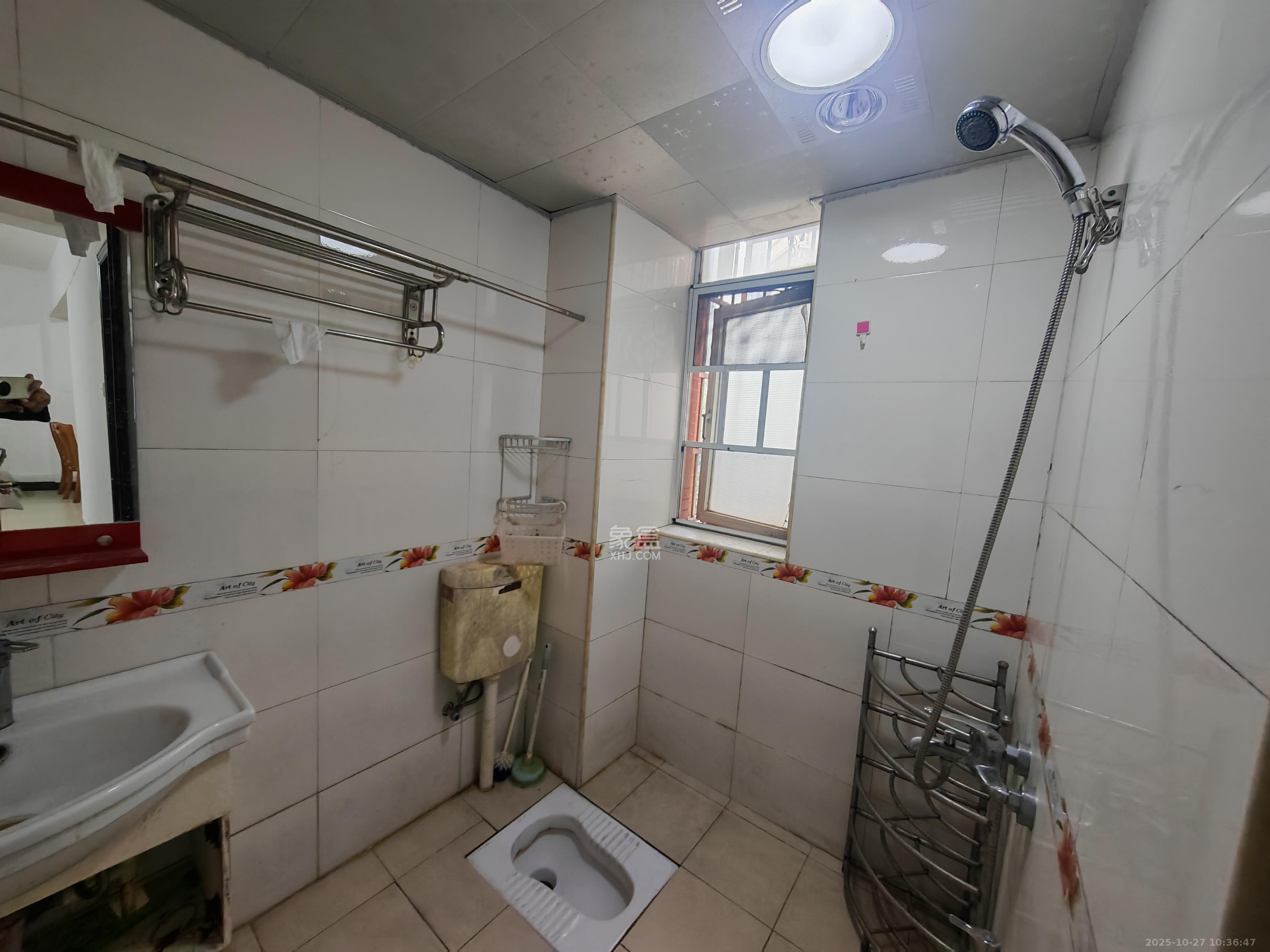 润芳园  2室2厅1卫    2000.0元/月室内图