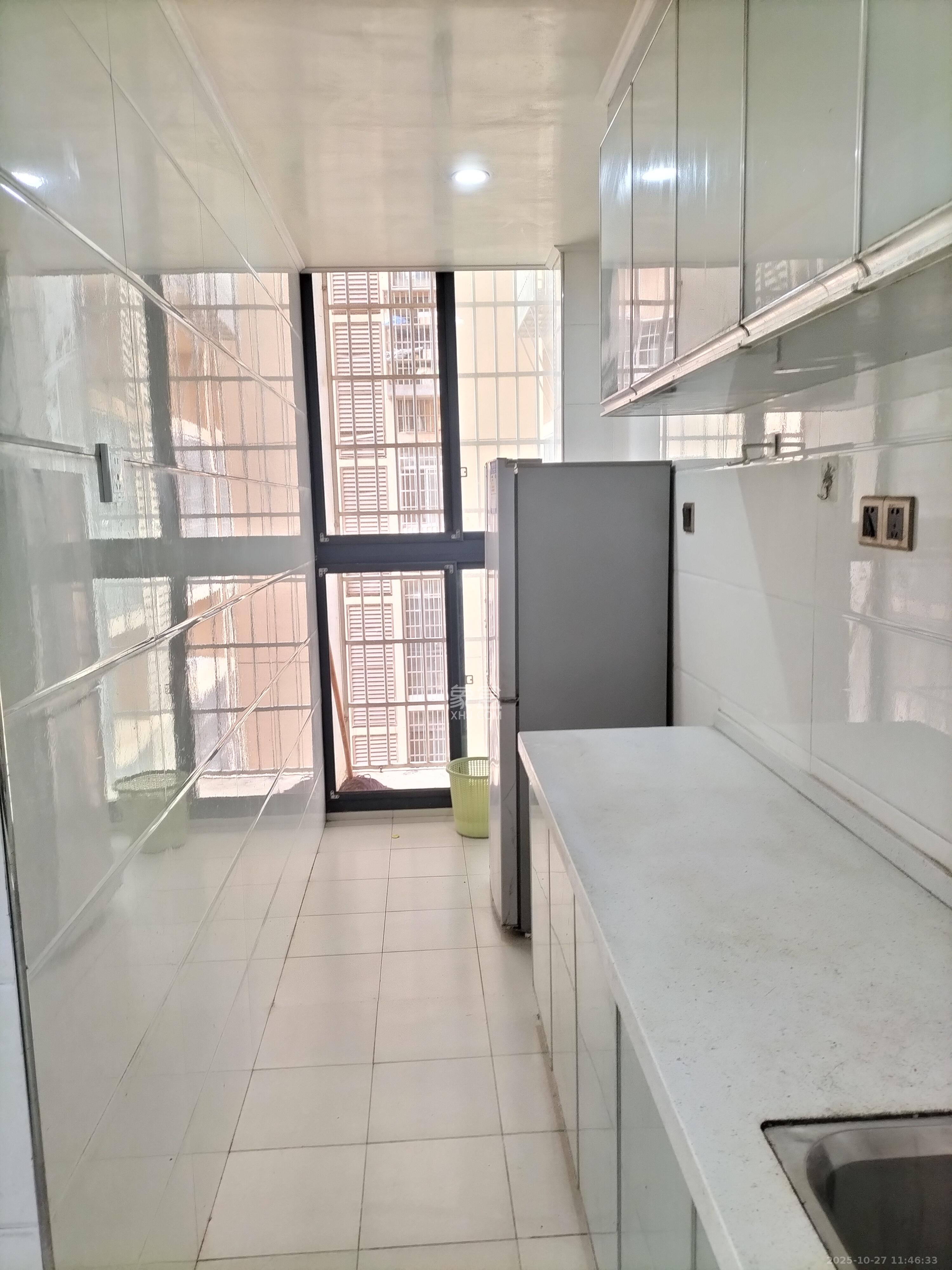 家和苑(原梅溪湖保障性住房一期)  2室2厅1卫    1800.0元/月 家和苑(原梅溪湖保障性住房一期)  2室2厅1卫    1800.0元/月室内图