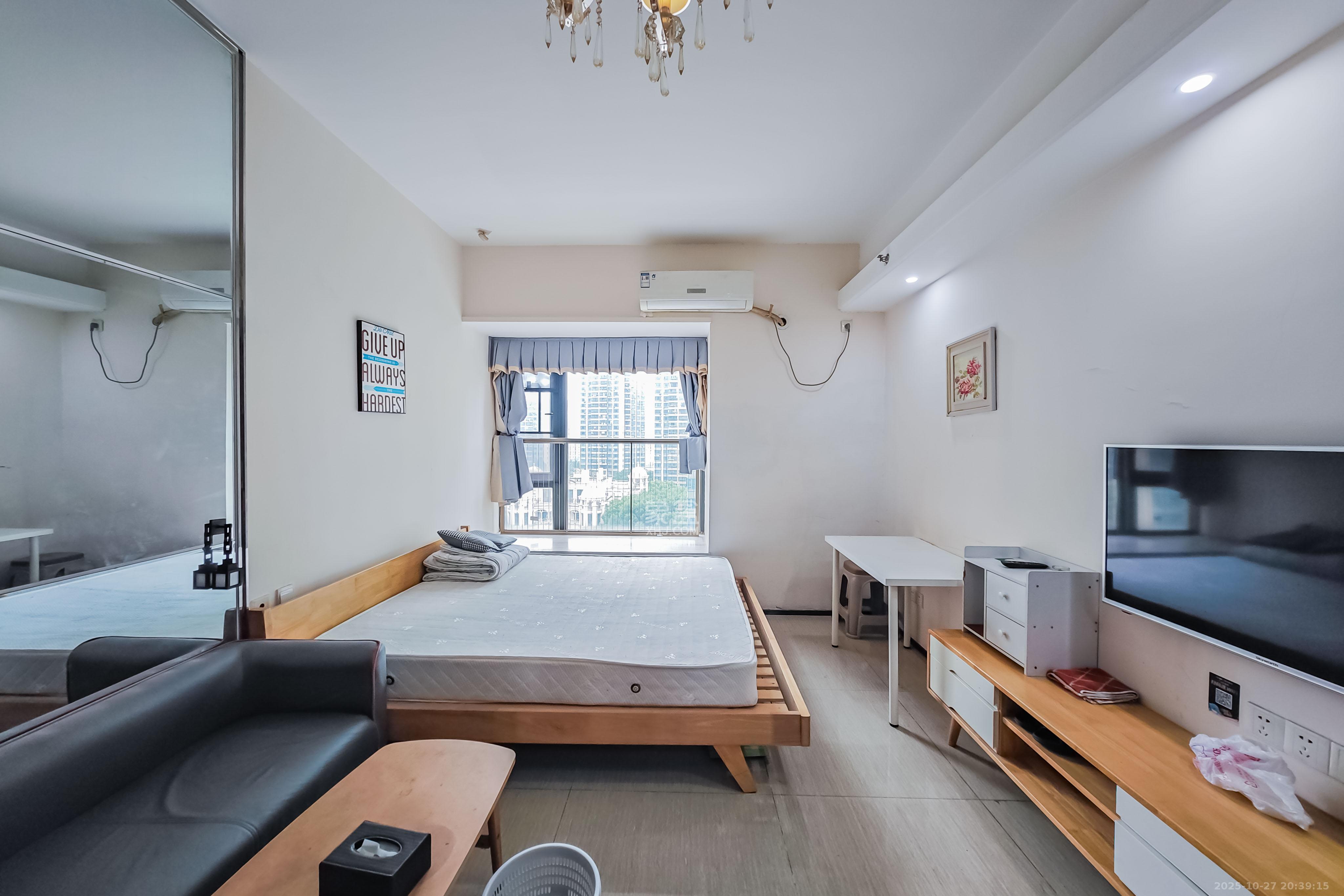 恒大国际广场  1室0厅0卫    18.0万 恒大国际广场  1室0厅0卫    18.0万其他