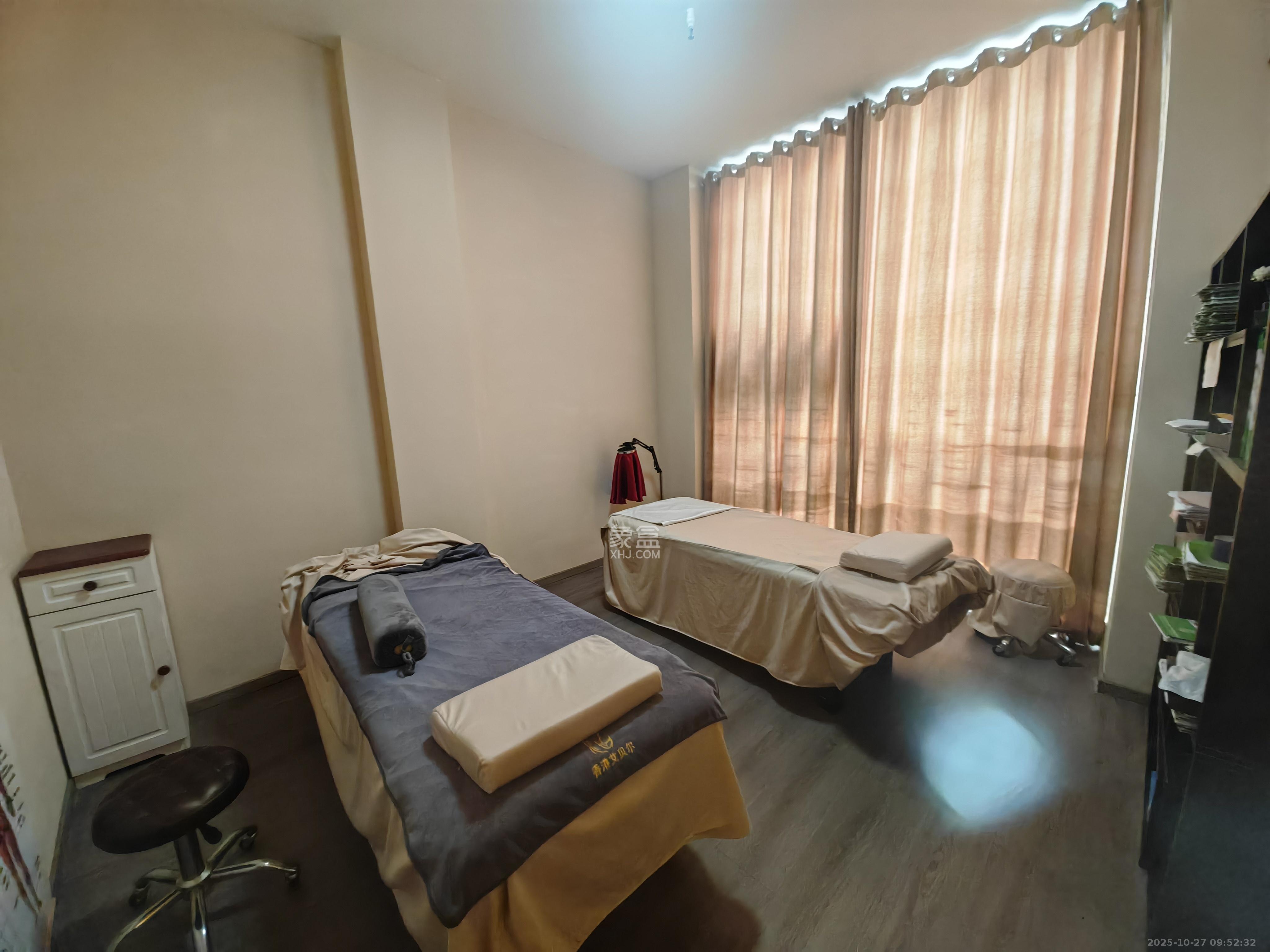 万科金域蓝湾   214.0㎡      13000.0元/月室内图