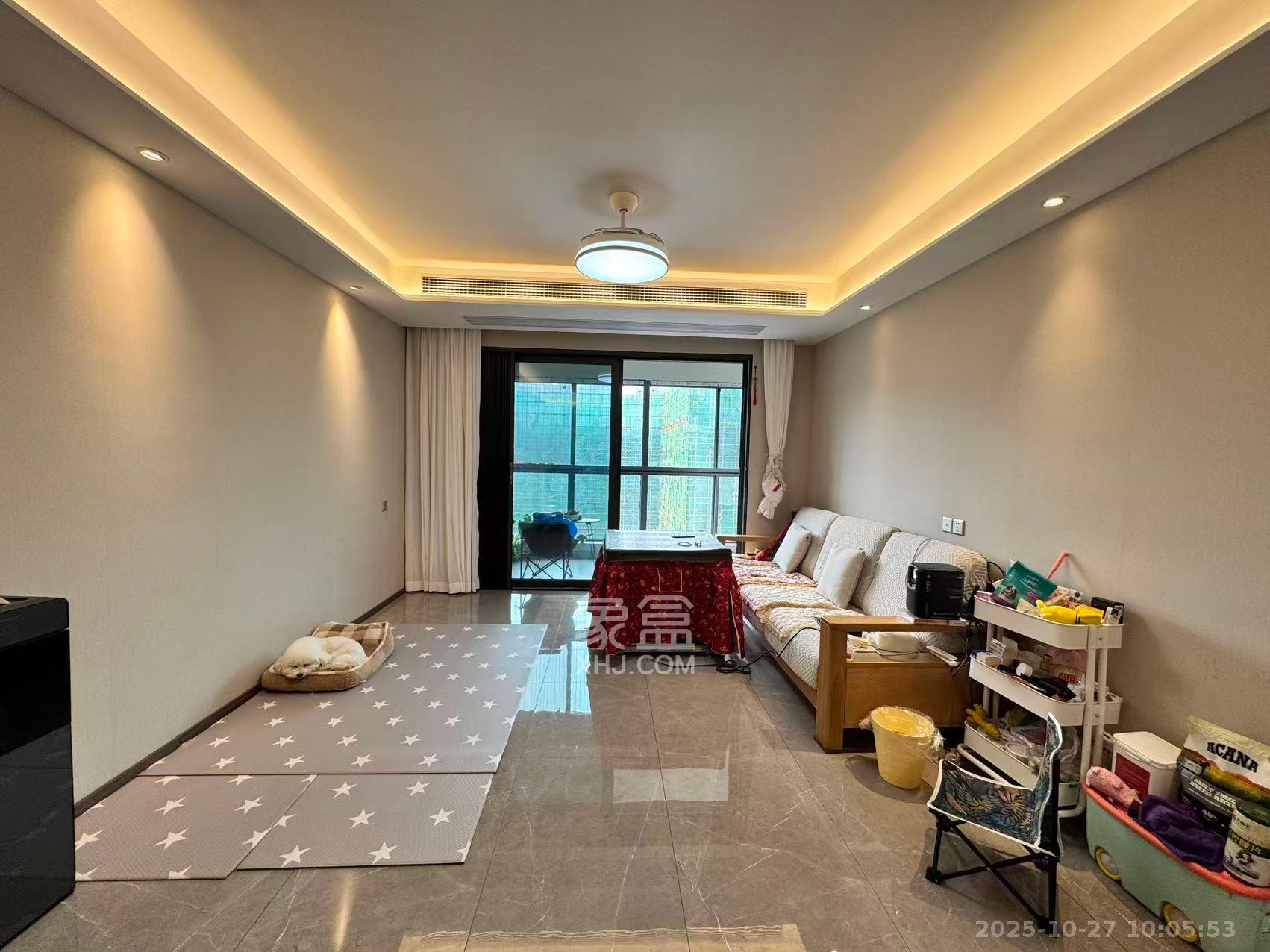 龙湖春江天曜一期  4室2厅2卫    4800.0元/月 龙湖春江天曜一期  4室2厅2卫    4800.0元/月室内图