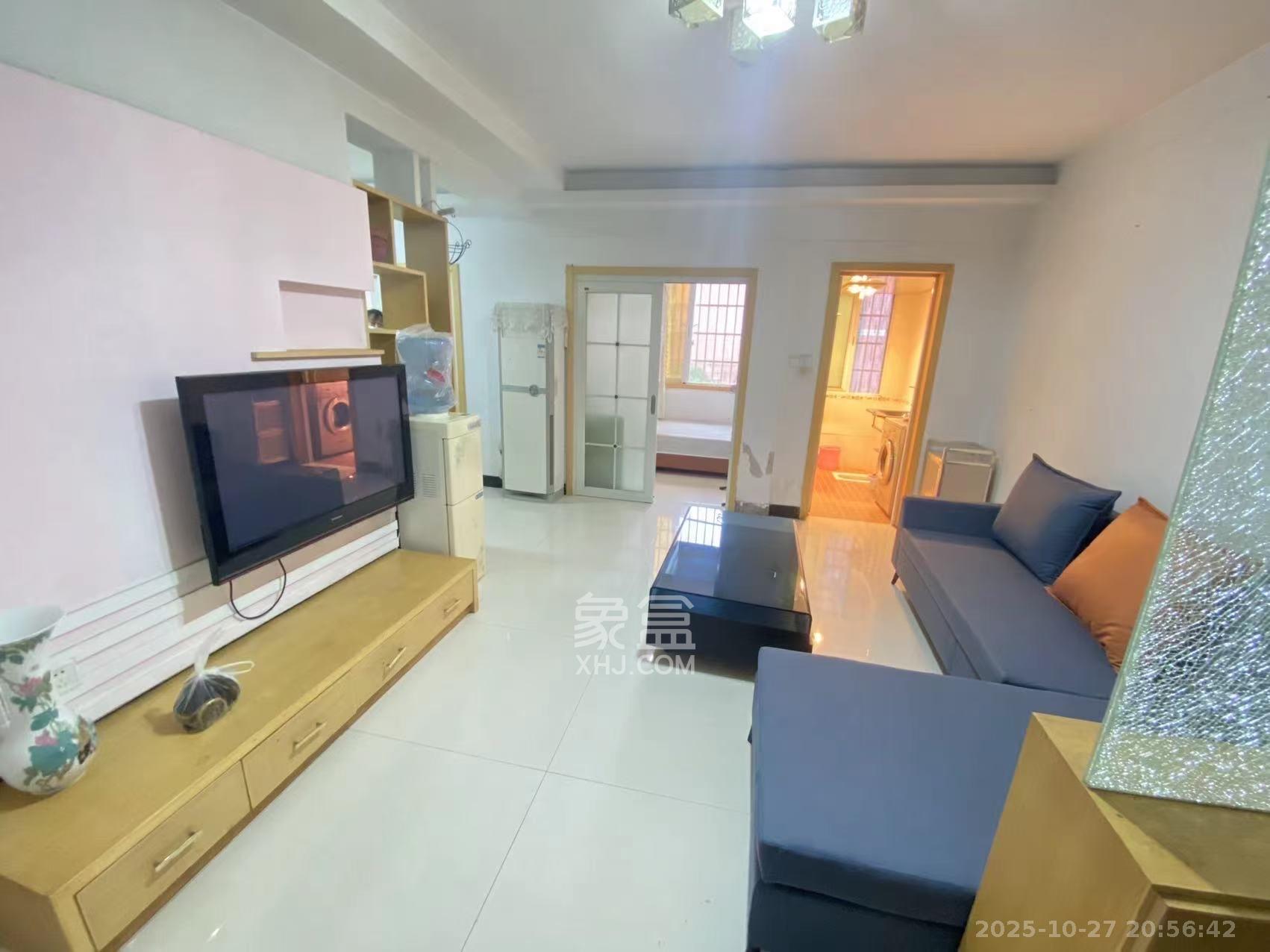 巧克力空间(建鸿达现代大厦) 3室1厅1卫 2100.0元/月 巧克力空间(建鸿达现代大厦) 3室1厅1卫 2100.0元/月室内图