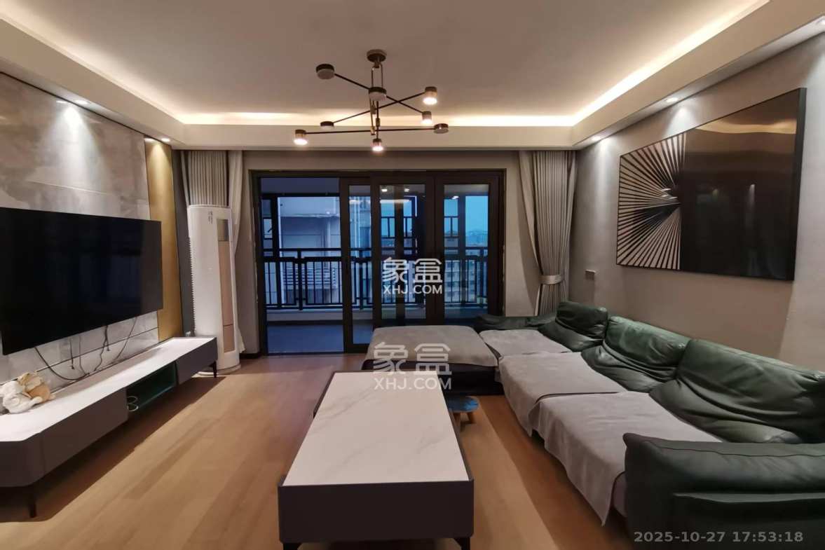 润和滨江府  4室2厅2卫    3300.0元/月 润和滨江府  4室2厅2卫    3300.0元/月室内图