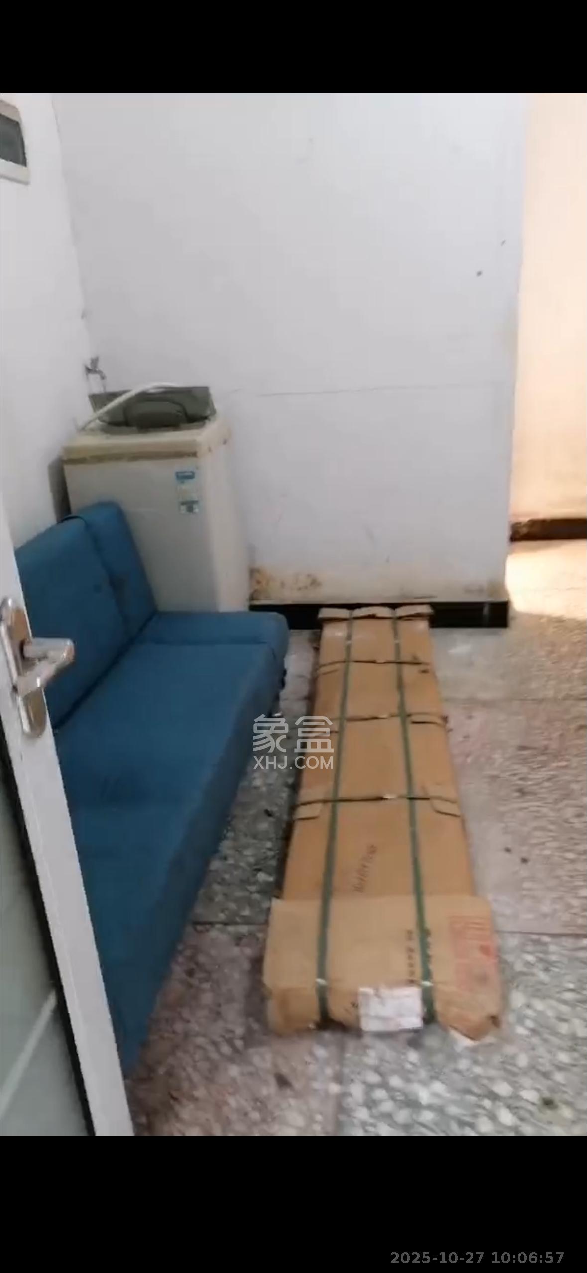 黄鹤小区4片 1室1厅1卫 950.0元/月 黄鹤小区4片 1室1厅1卫 950.0元/月室内图