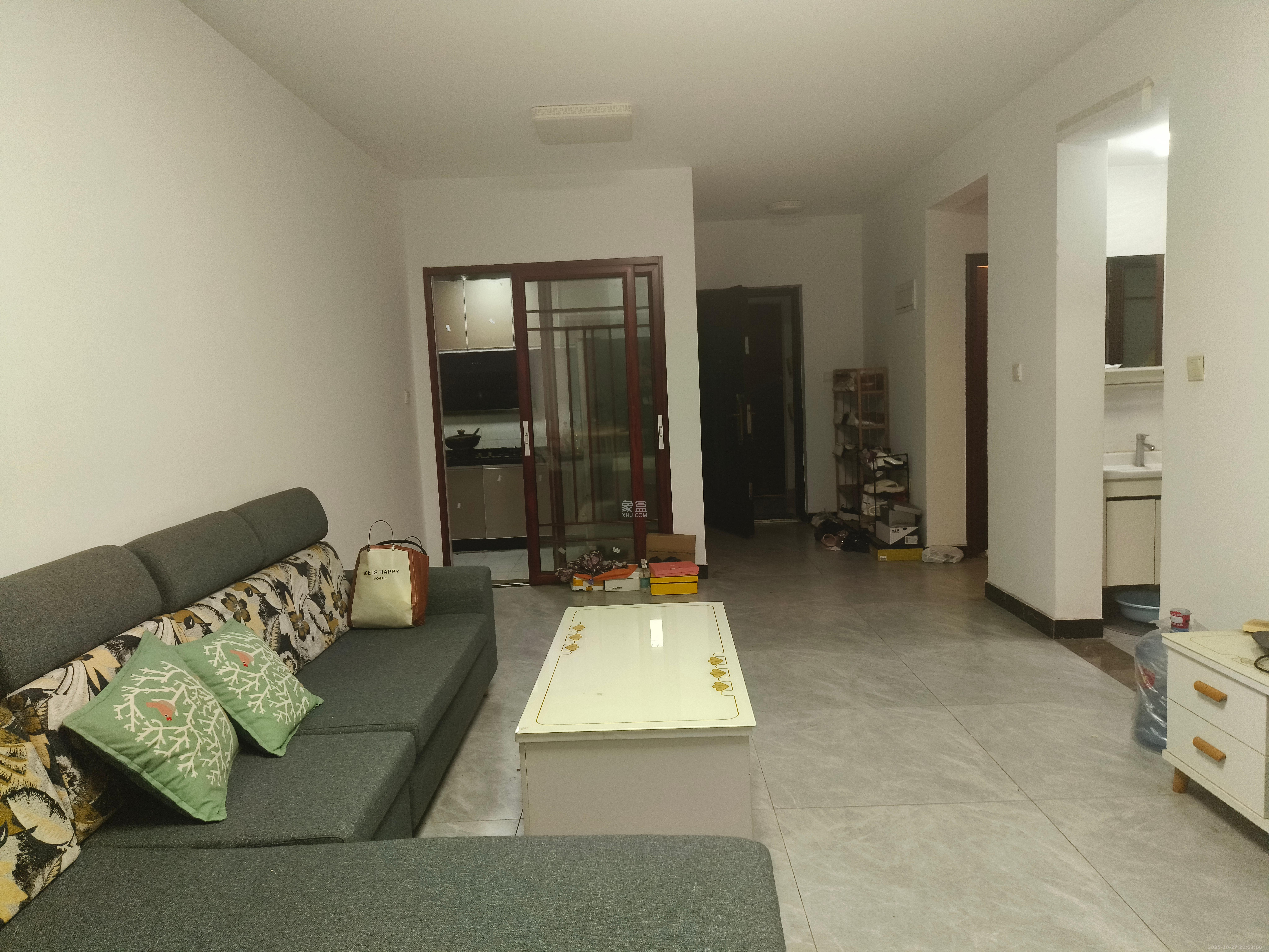 金科时代中心  3室2厅1卫    2300.0元/月室内图