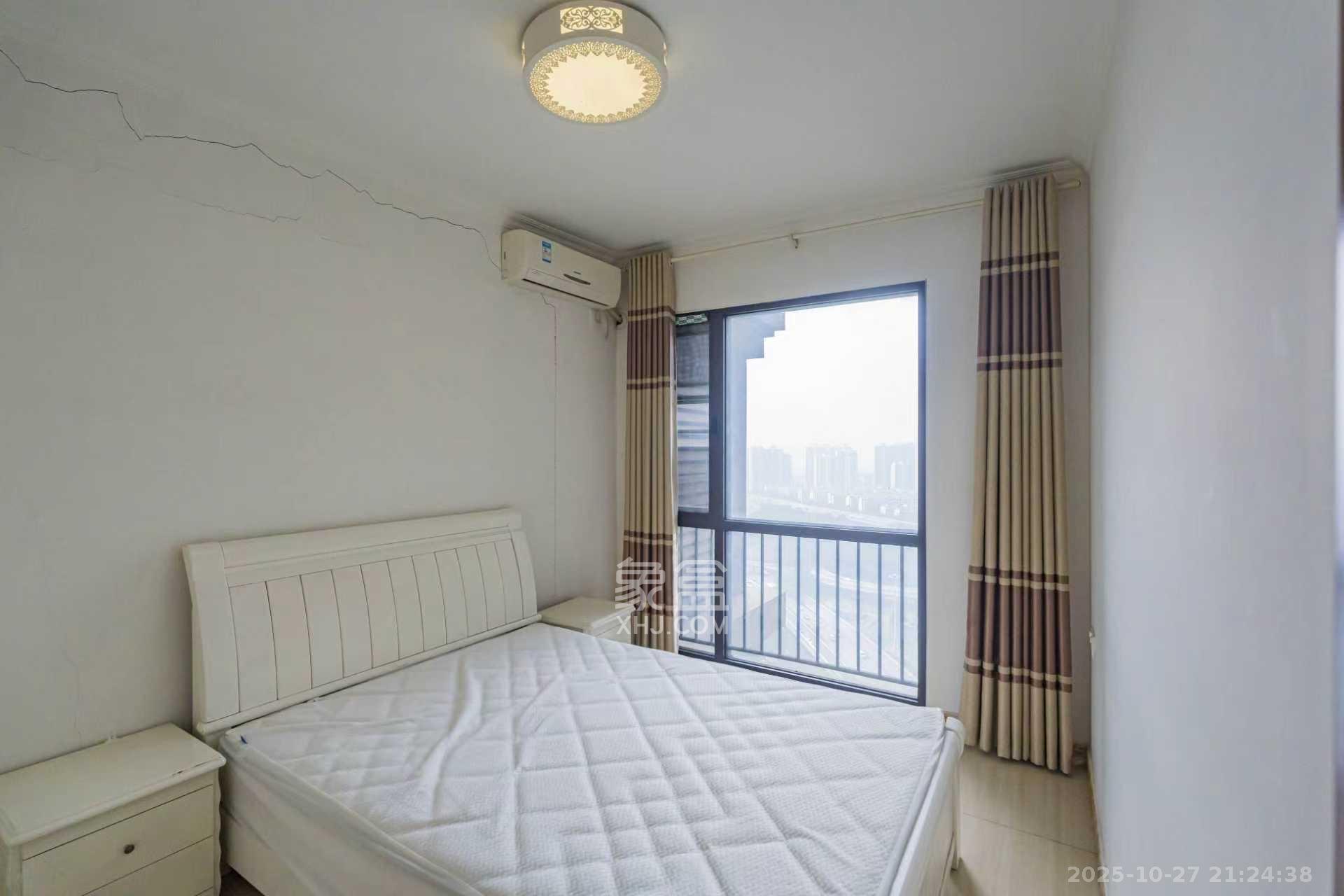 海洋半岛(月珑湾)  3室2厅2卫    2800.0元/月 海洋半岛(月珑湾)  3室2厅2卫    2800.0元/月室内图