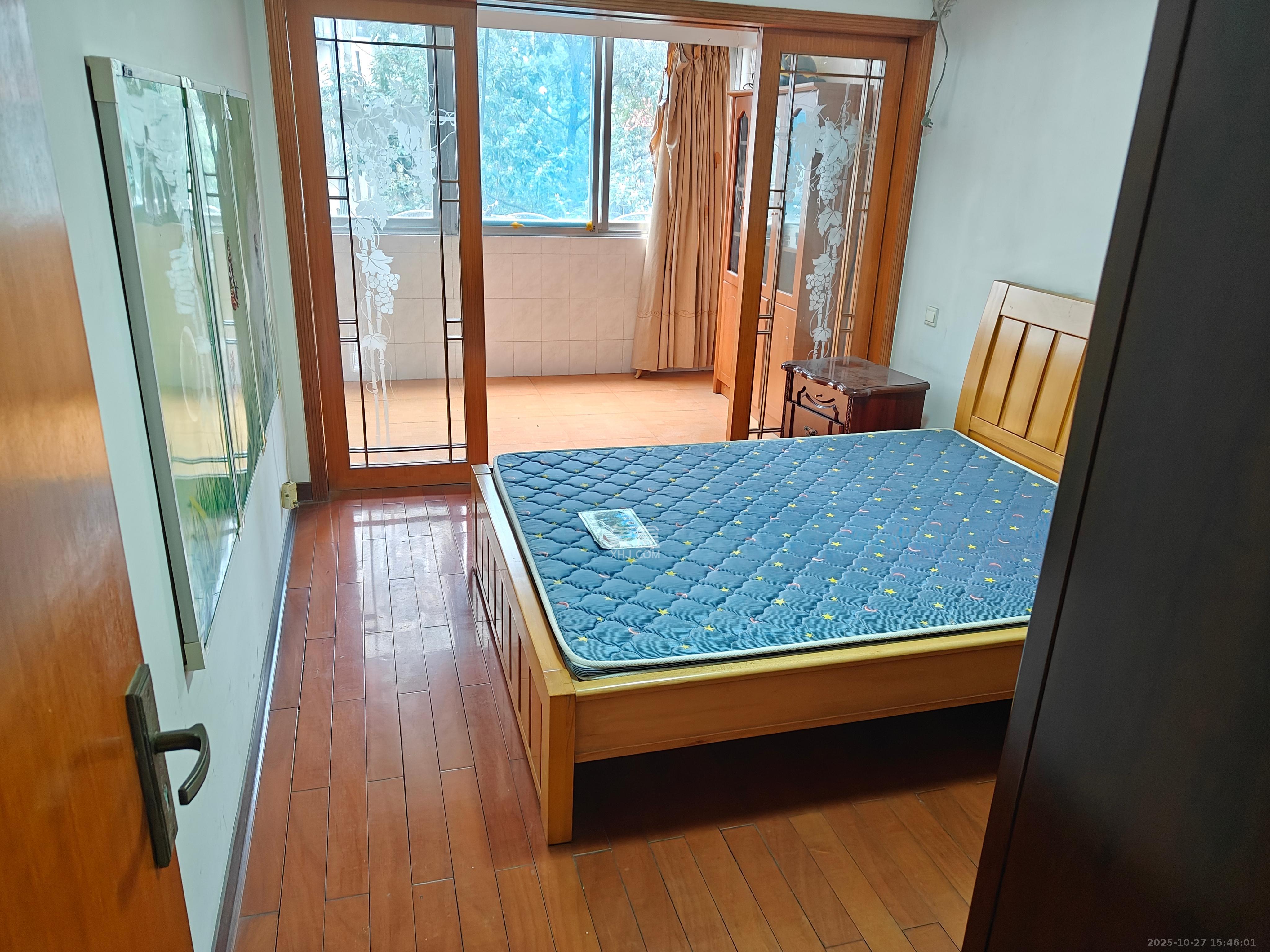 湘卫花苑  4室2厅2卫    2700.0元/月 湘卫花苑  4室2厅2卫    2700.0元/月室内图