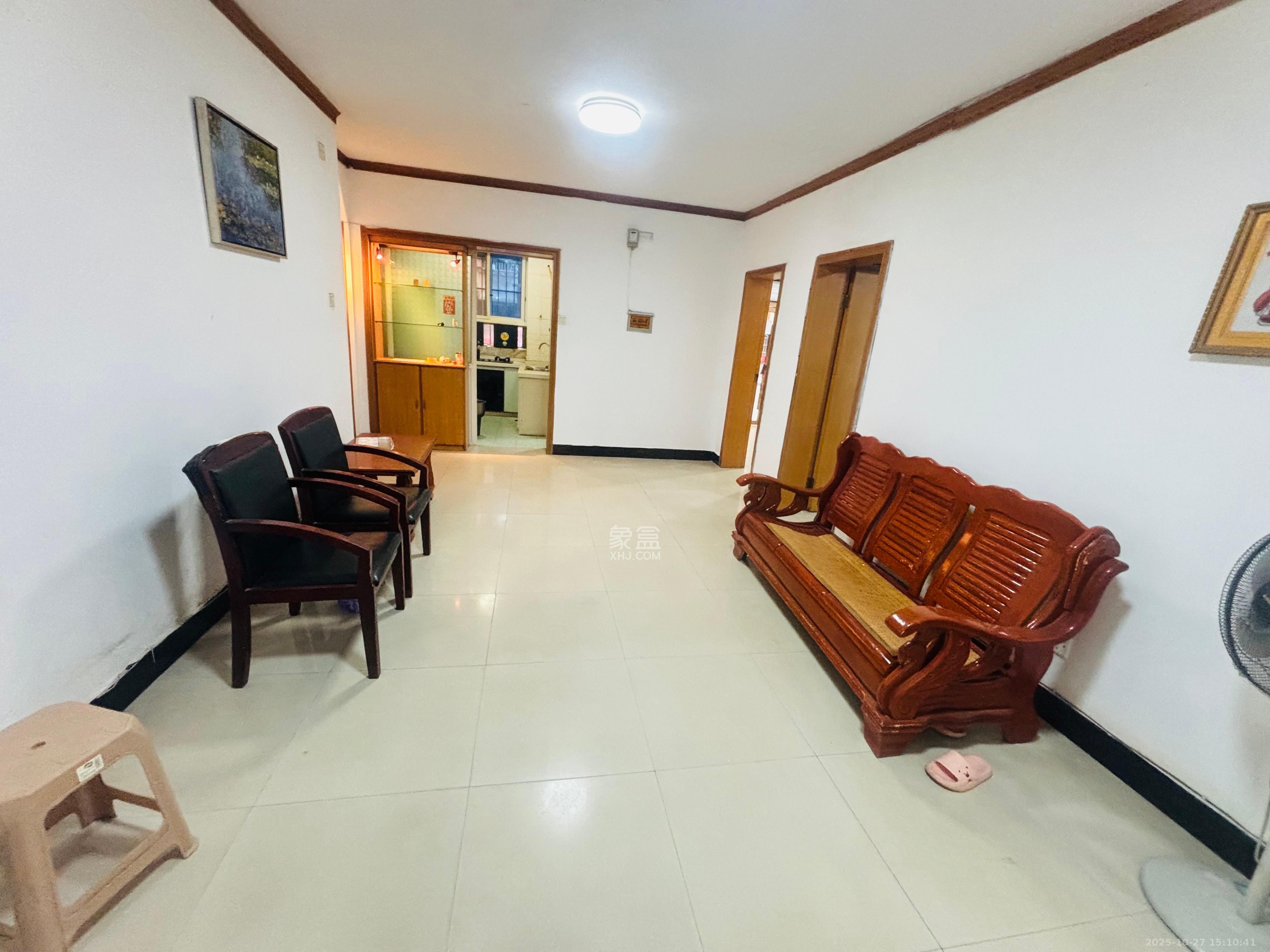 广厦新村  2室1厅1卫    1800.0元/月 广厦新村  2室1厅1卫    1800.0元/月室内图