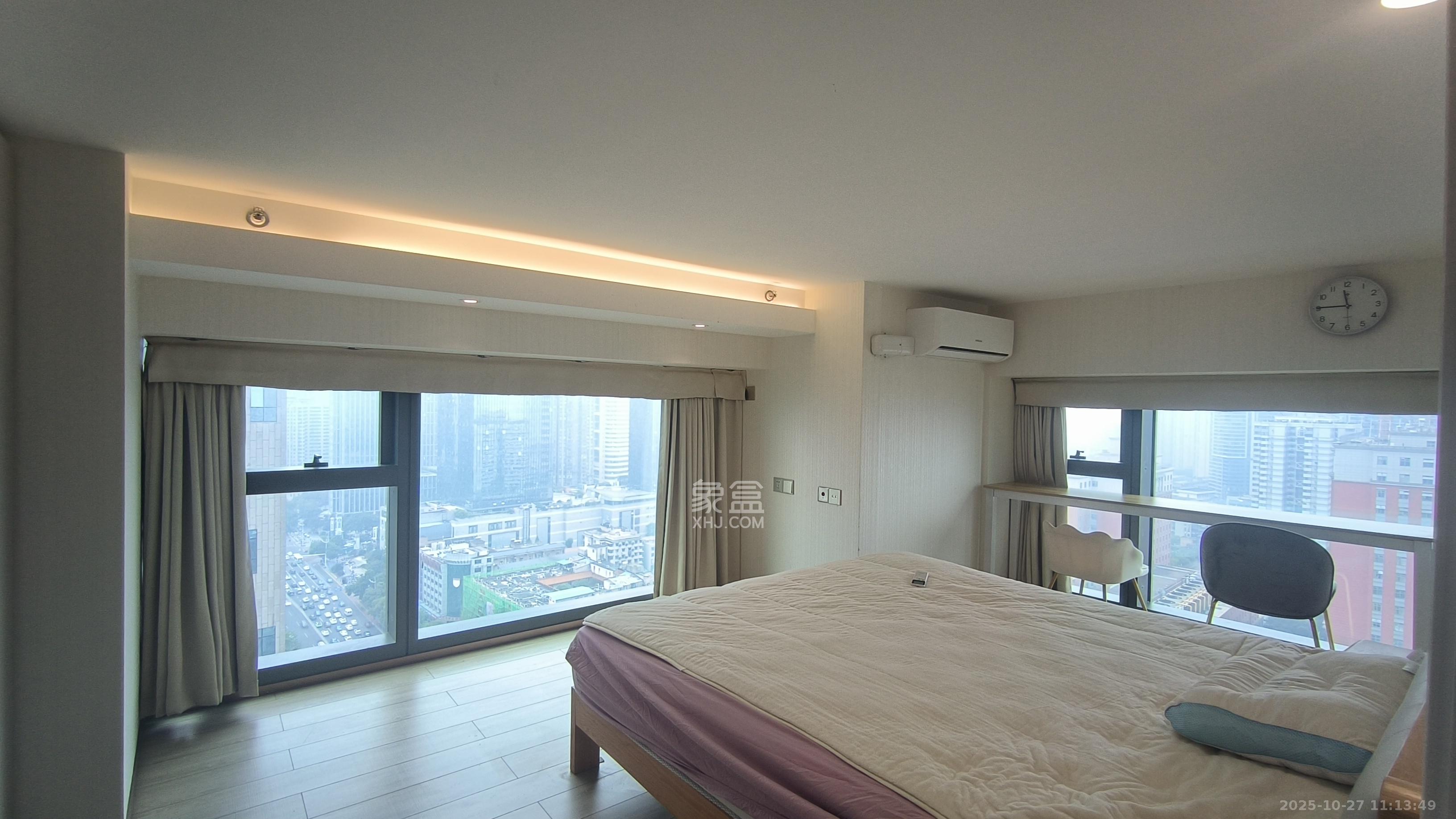 华远华时代  4室1厅2卫    5000.0元/月