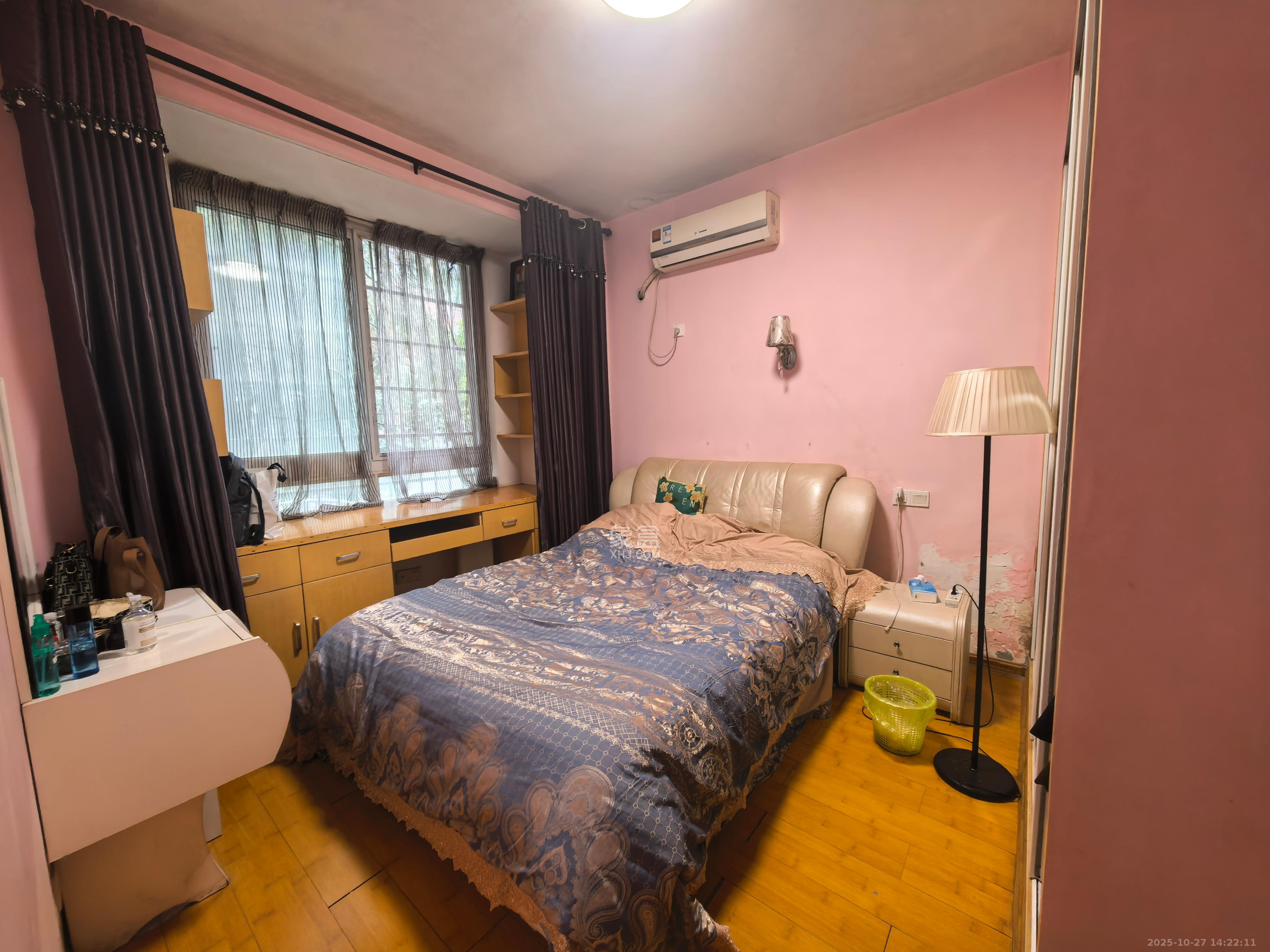 山水湾  2室2厅1卫    1700.0元/月室内图