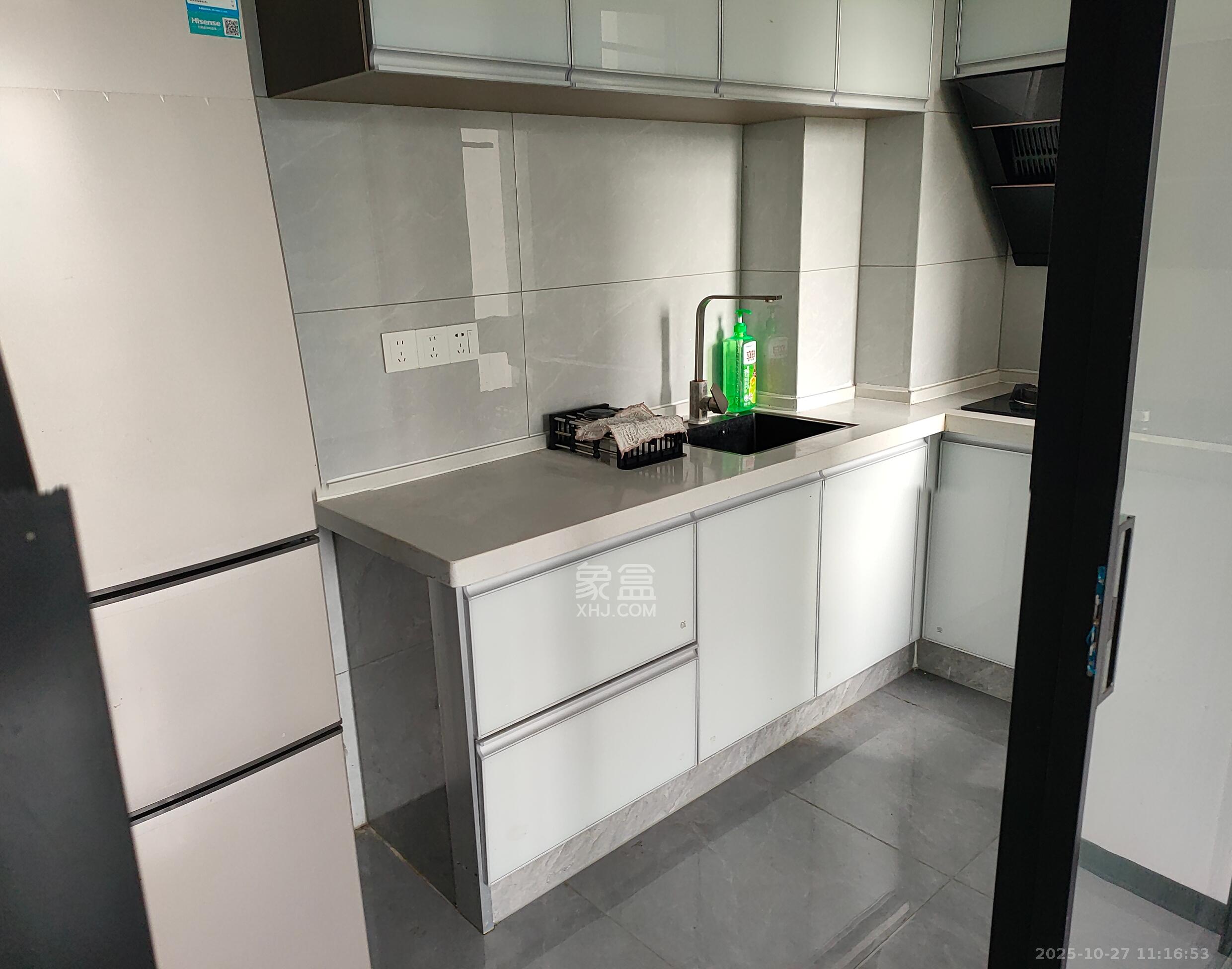 新城悦隽公园  2室1厅1卫    1880.0元/月 新城悦隽公园  2室1厅1卫    1880.0元/月室内图